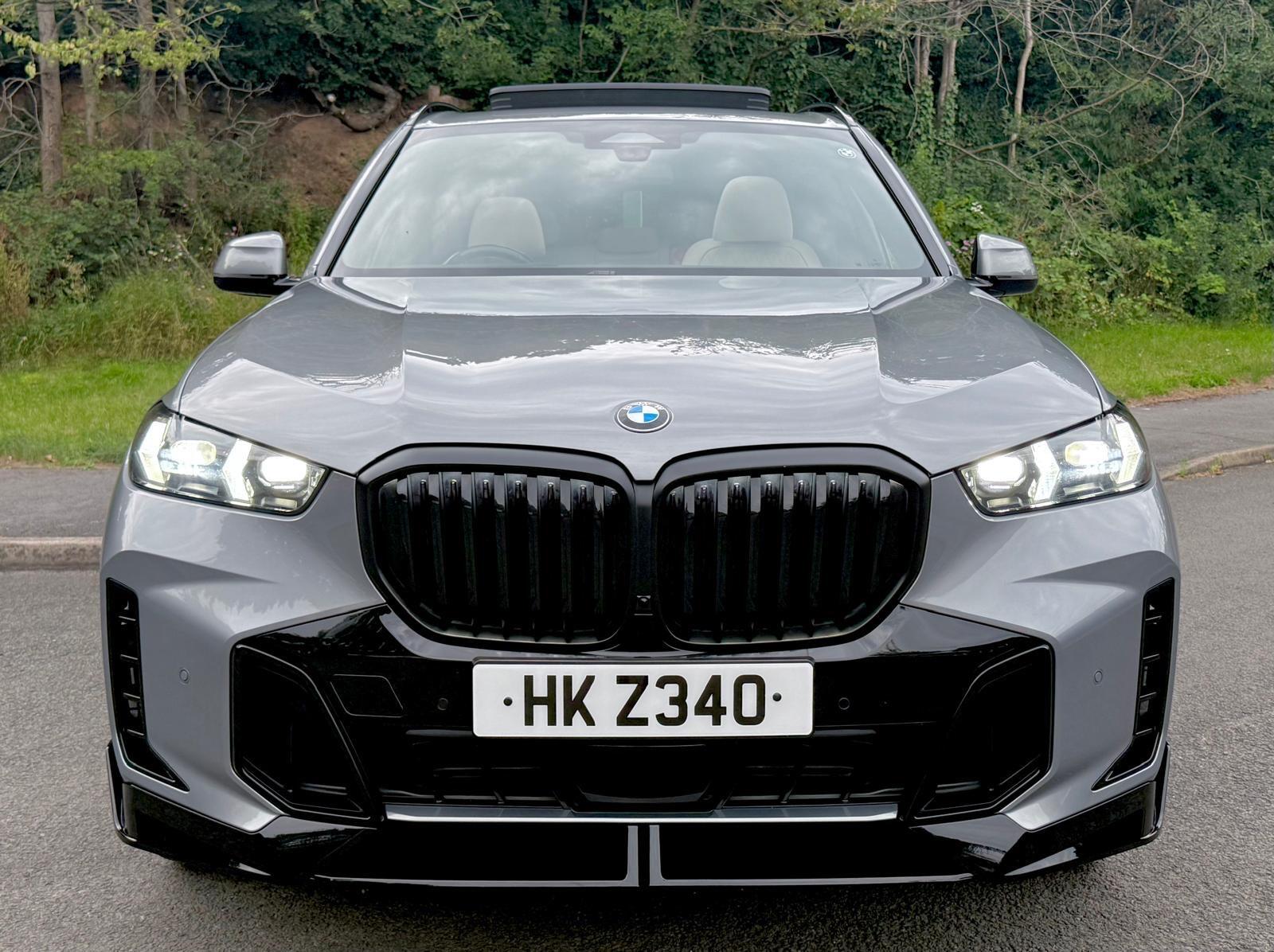 BMW X5 view 5