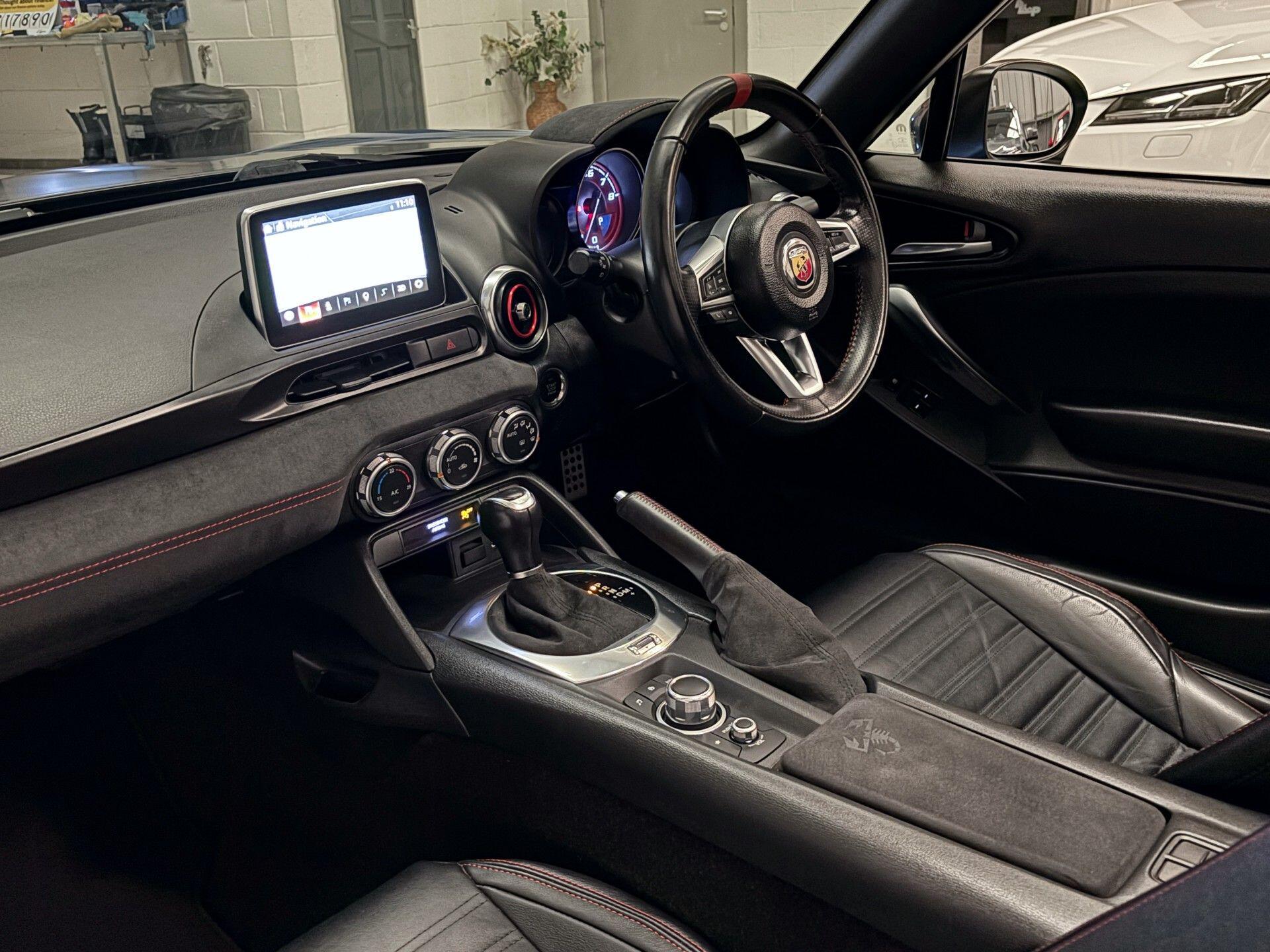 Abarth 124 Spider view 6