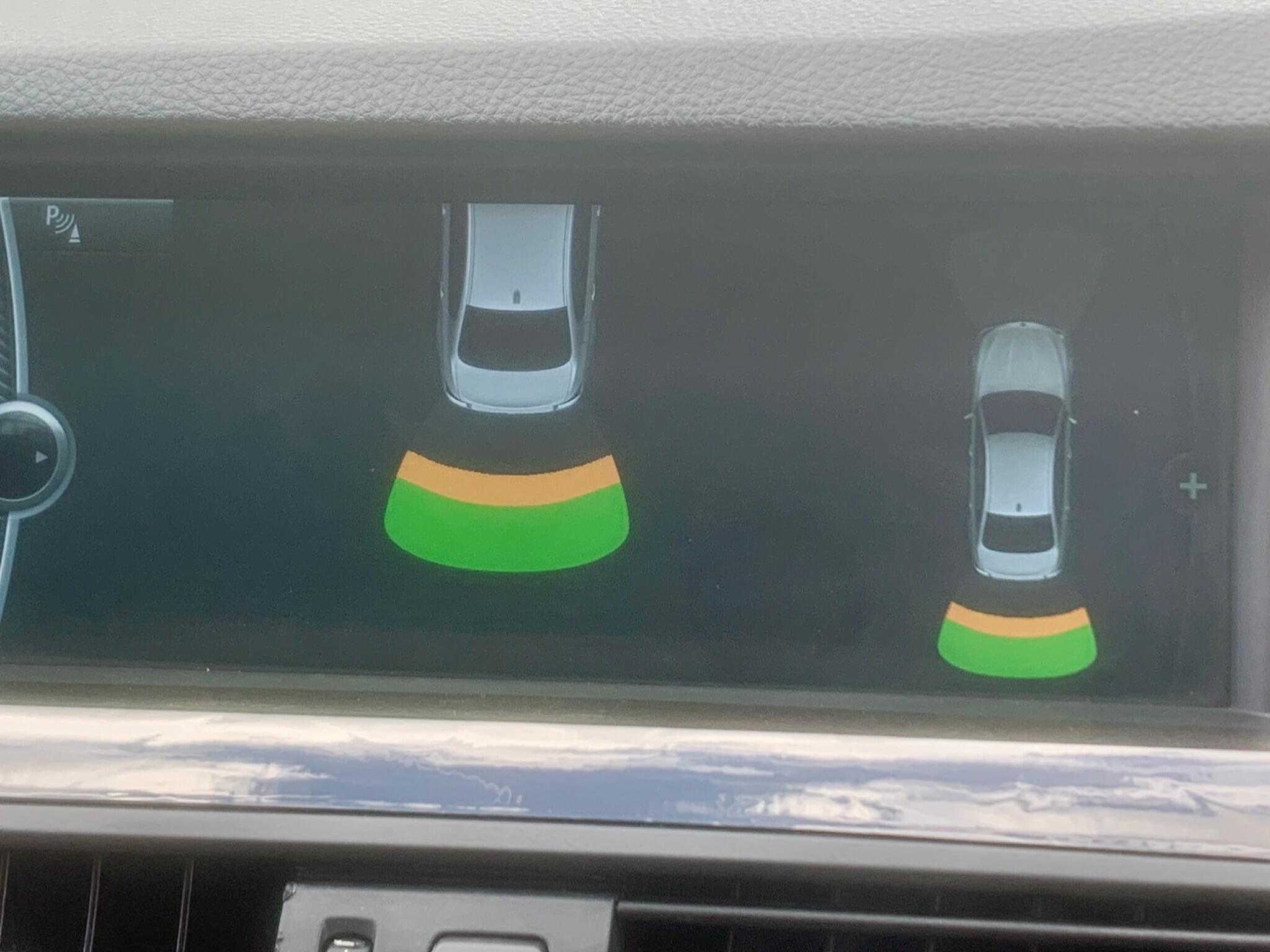 BMW 5 Series view 39