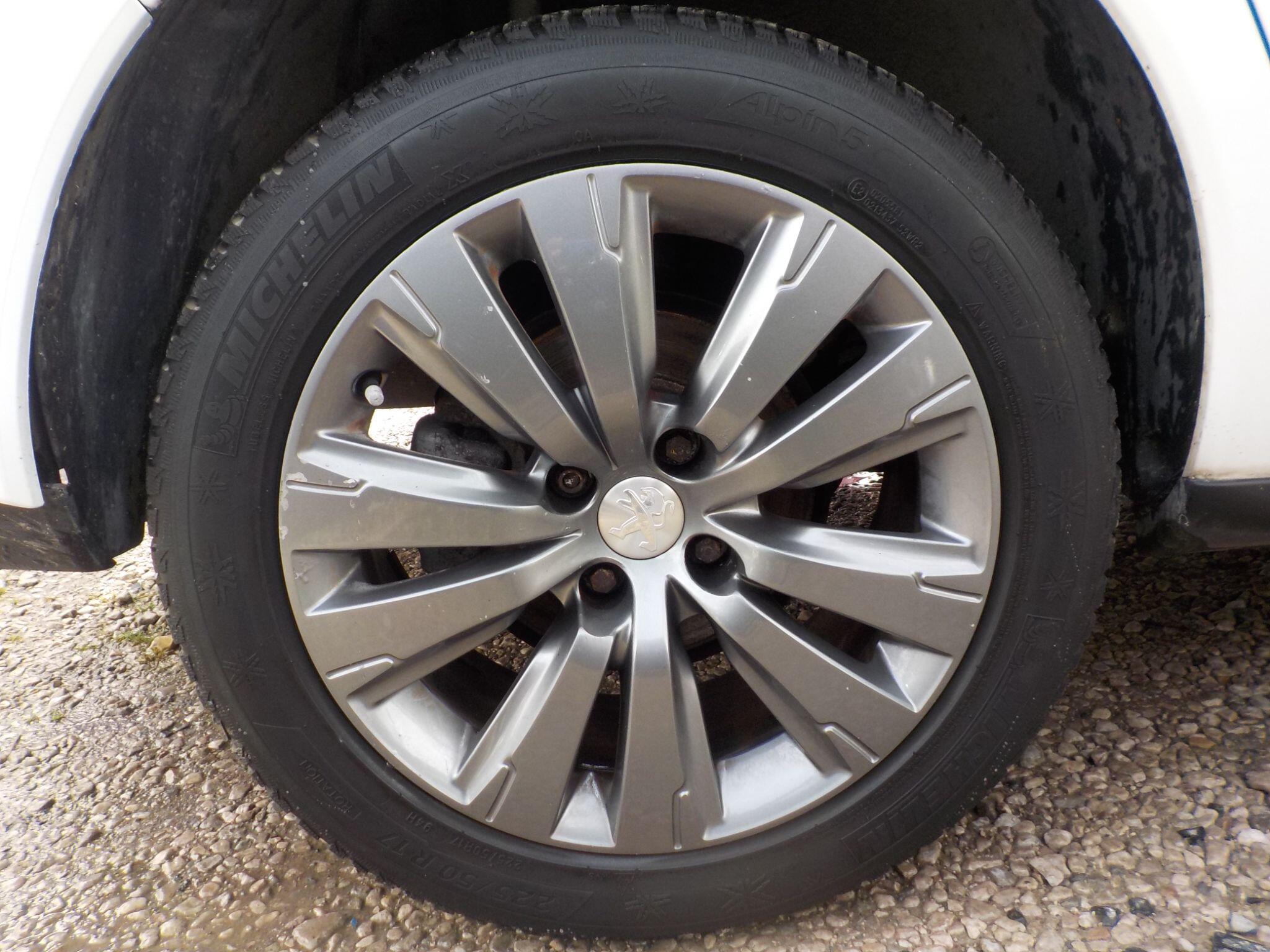 Peugeot 3008 1.6 HDi Active Euro 5 5dr