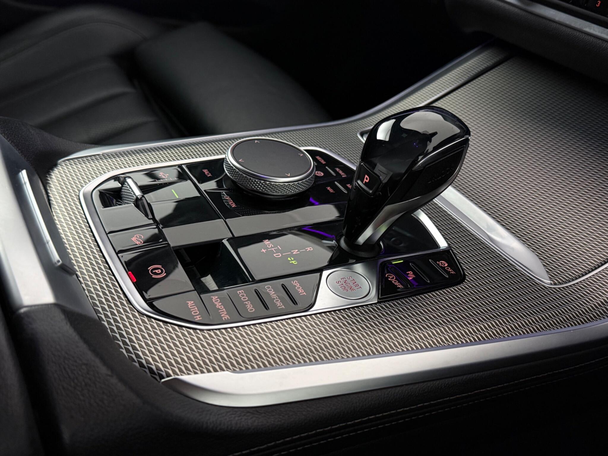 BMW X5 view 22