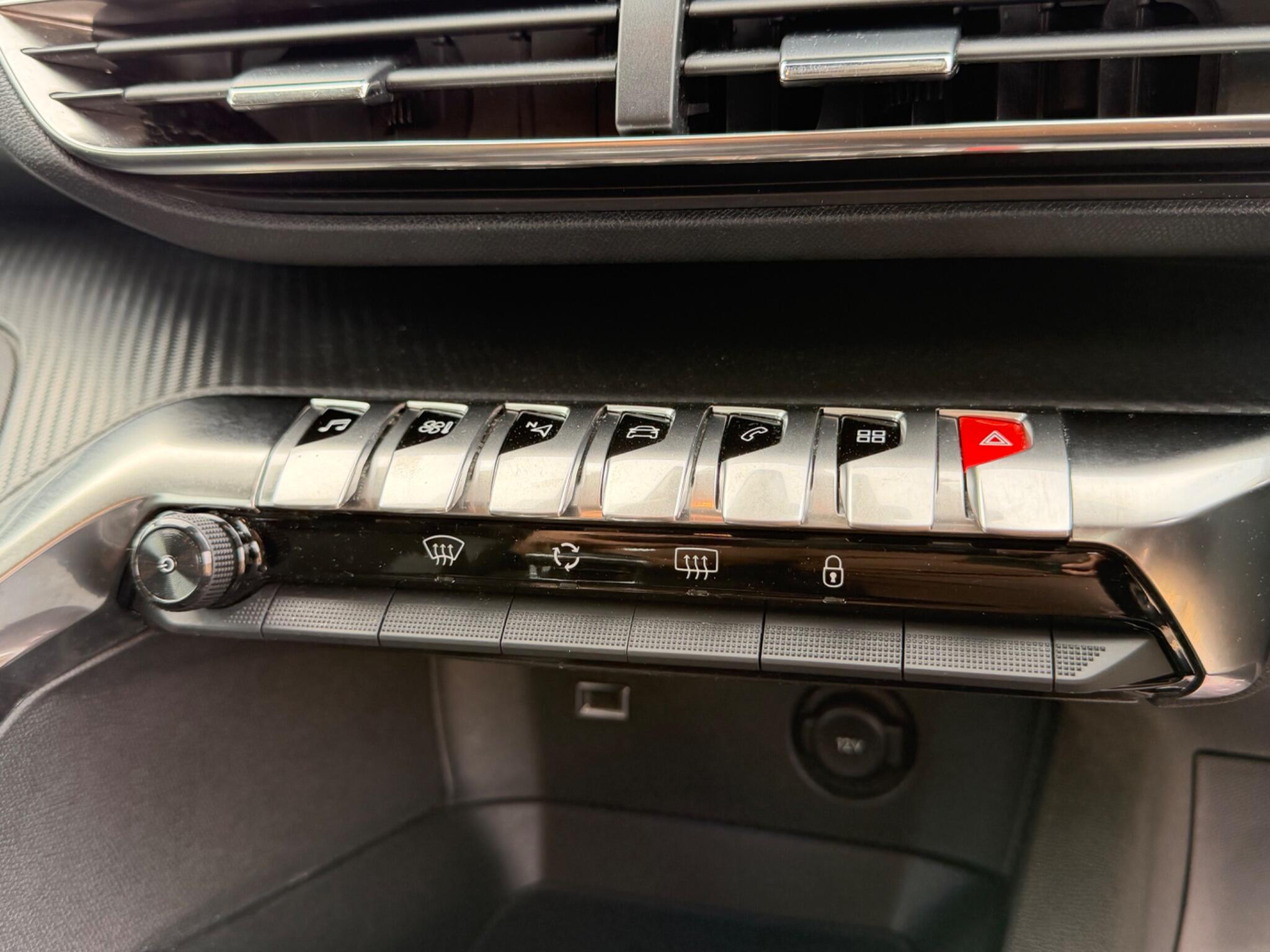 Peugeot 3008 view 31