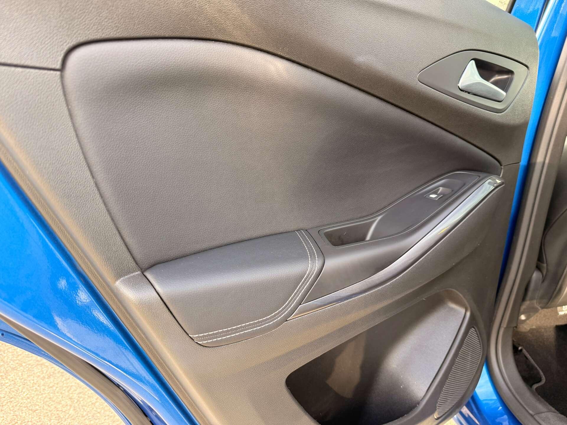 Vauxhall Grandland X view 36