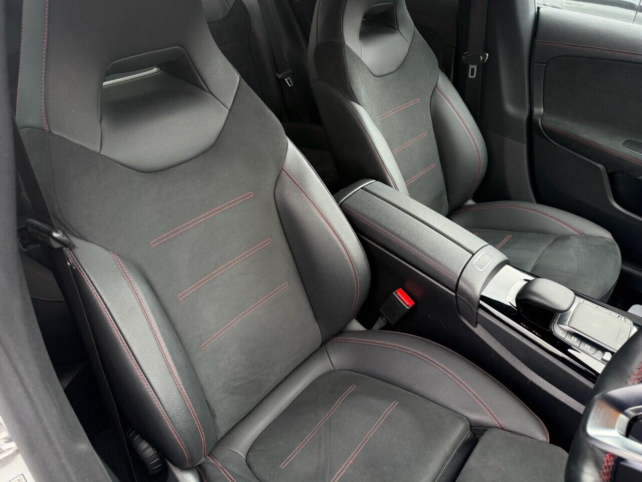 Mercedes-Benz Cla view 15