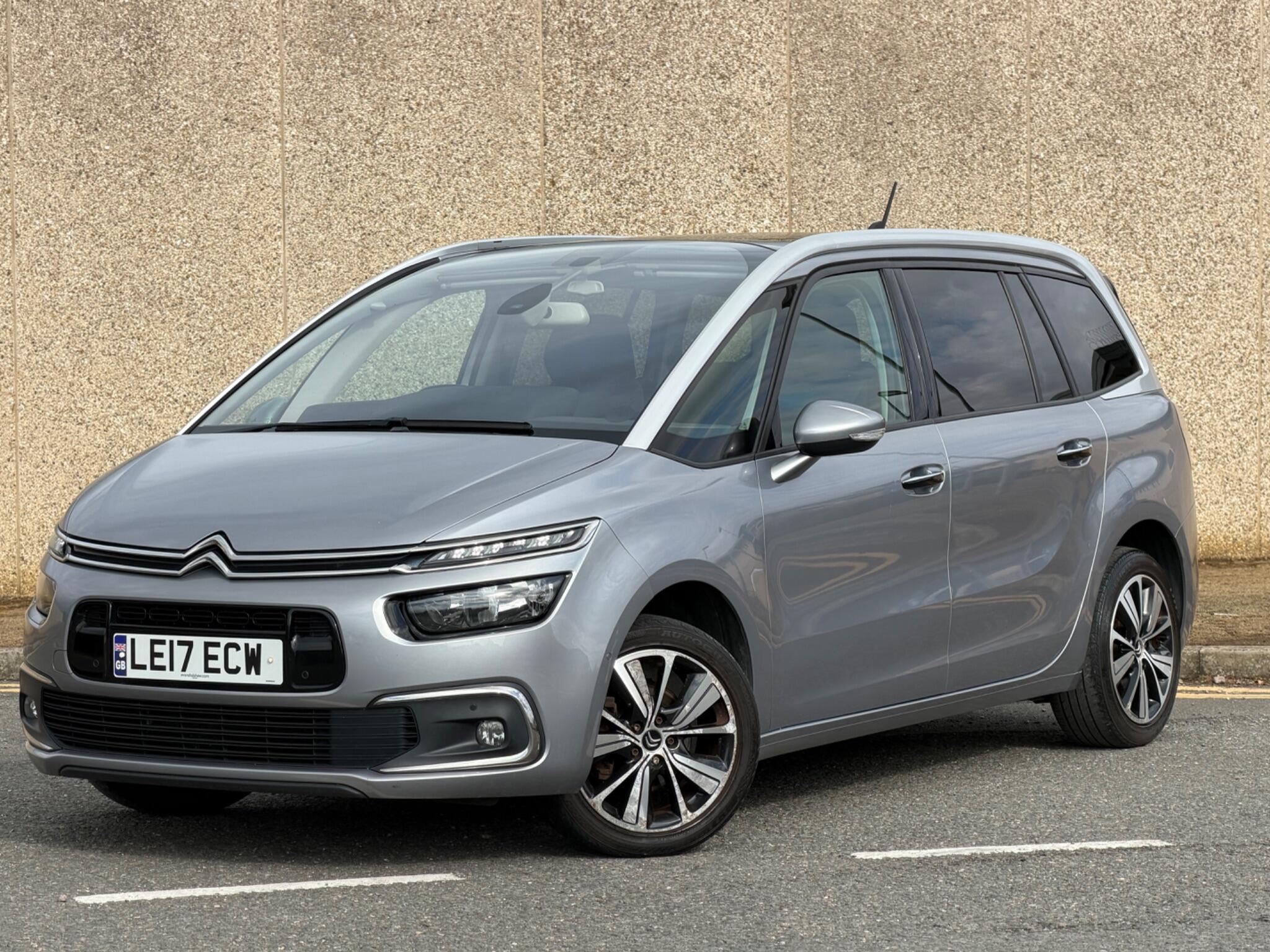 Citroen Grand C4 Picasso view 8