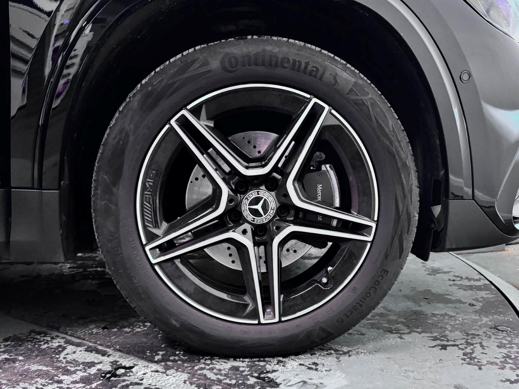 Mercedes-Benz Gla view 61