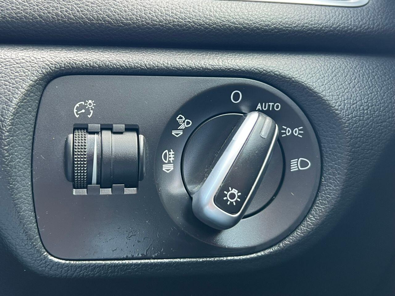 Audi Q3 view 34