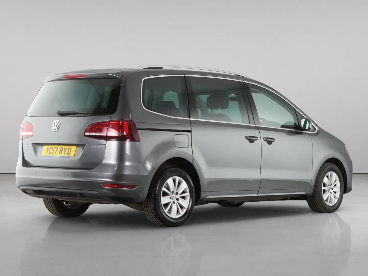Volkswagen Sharan view 11