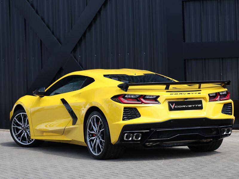 Chevrolet Corvette view 6