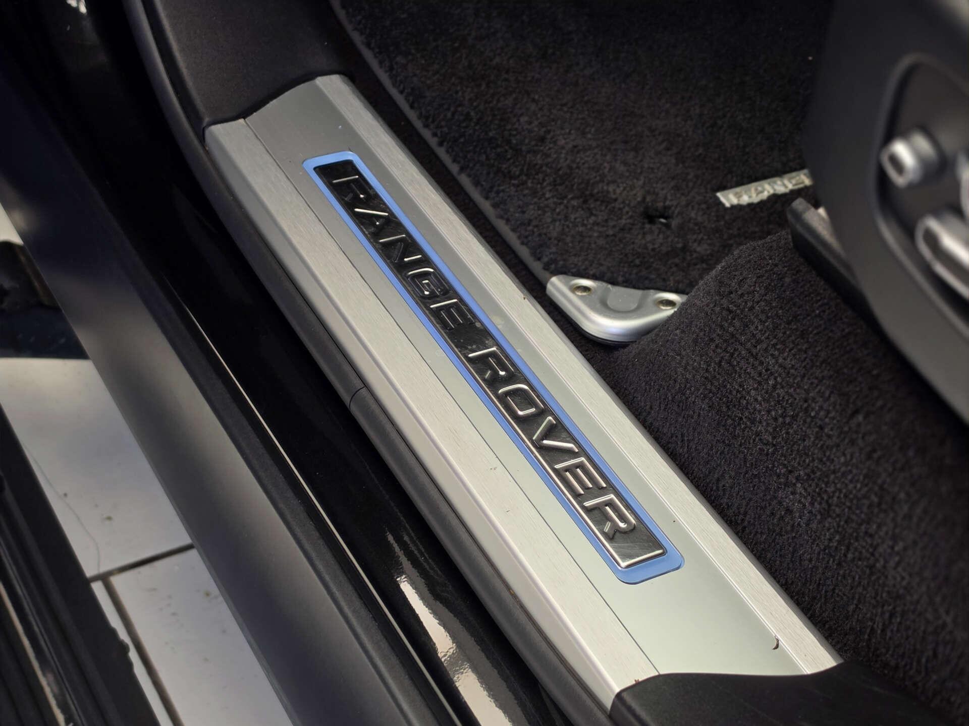 Land Rover Range Rover Sport view 35