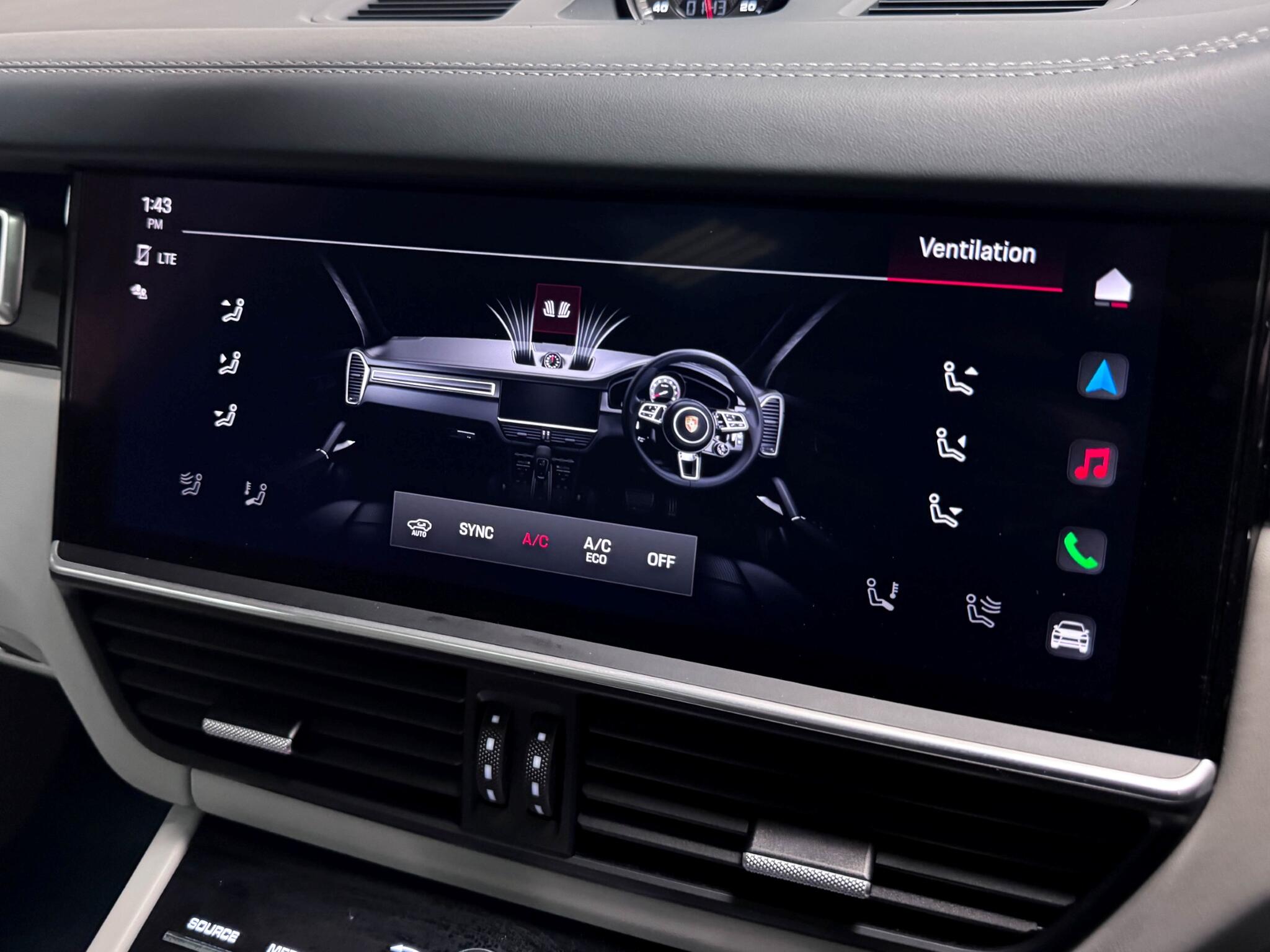 Porsche Cayenne view 58