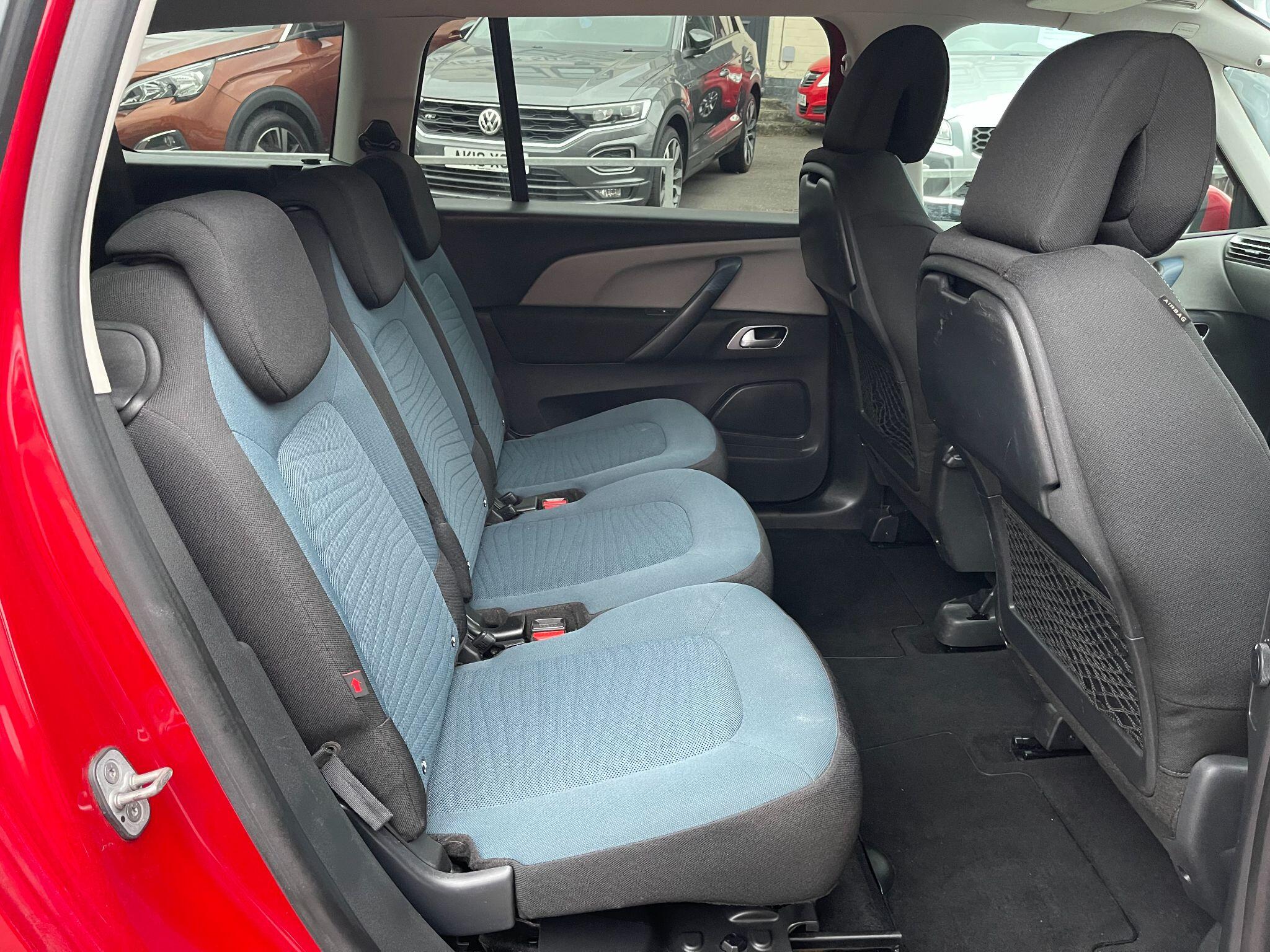 Citroen Grand C4 Picasso view 36