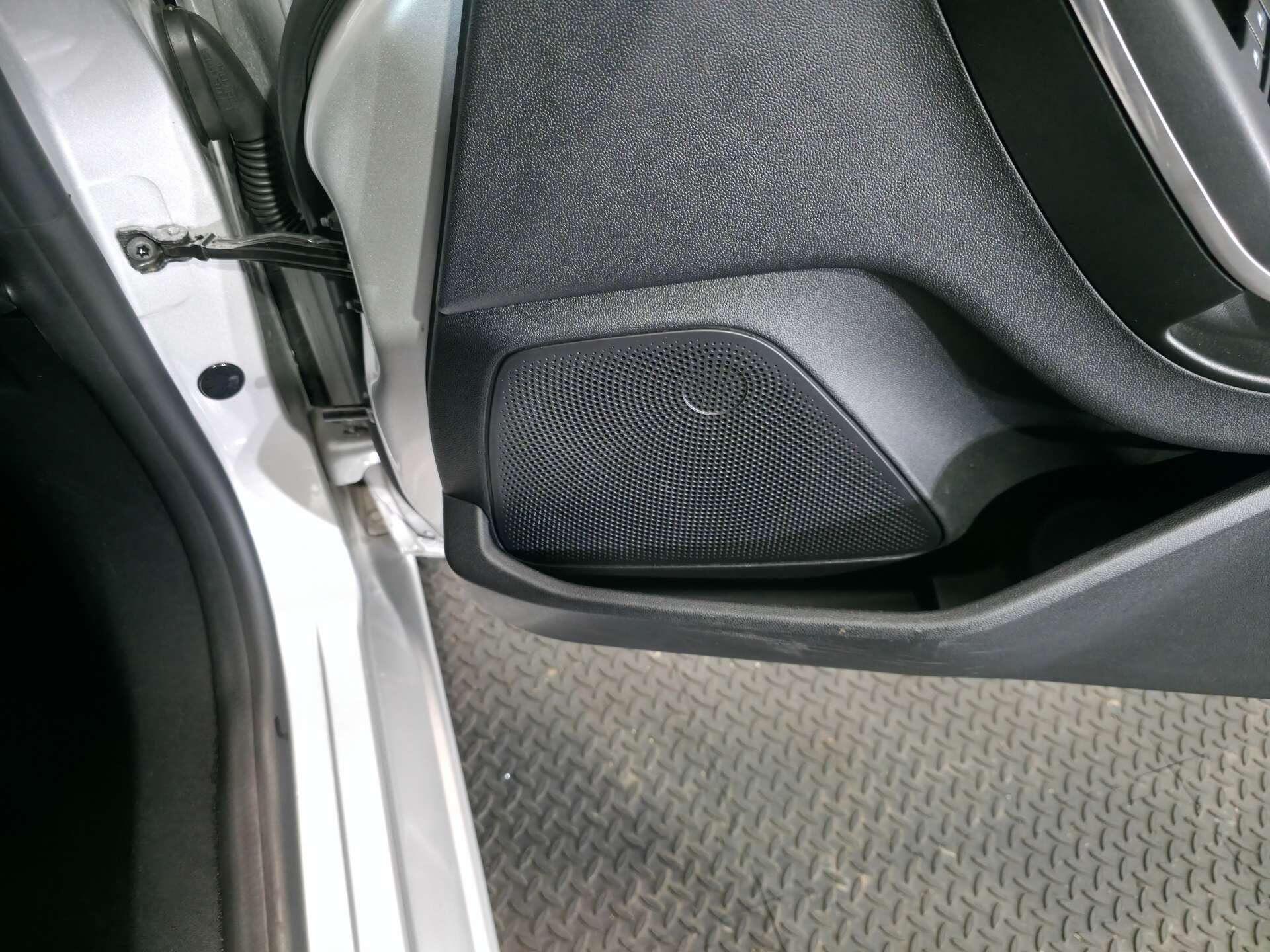 Ford Fiesta view 21