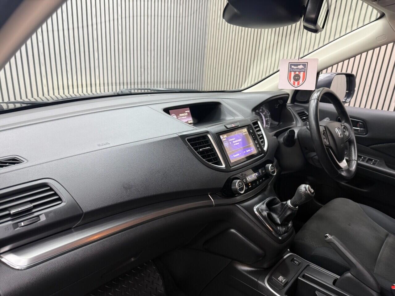 Honda CR-V view 5