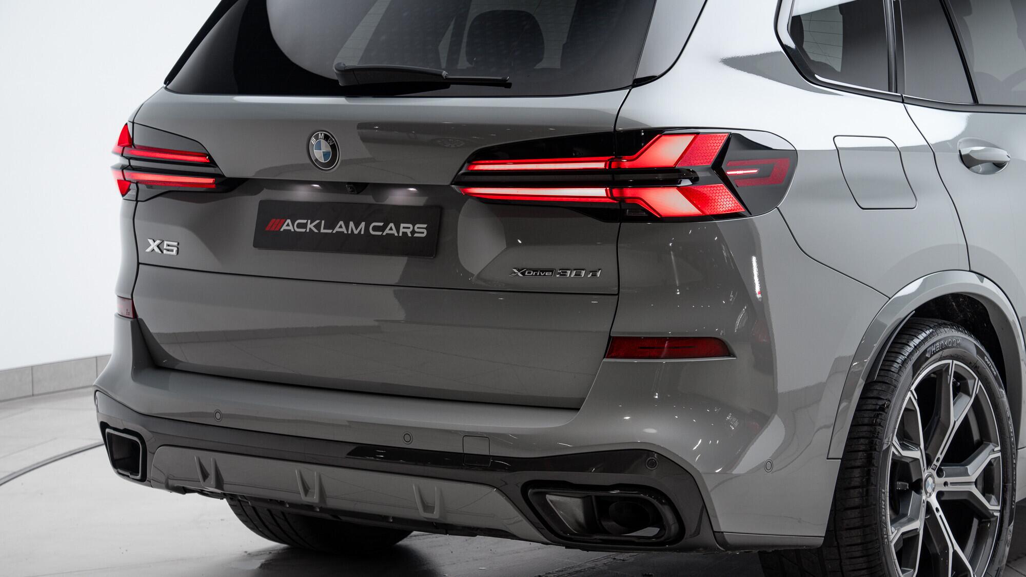 BMW X5 X5 view 16