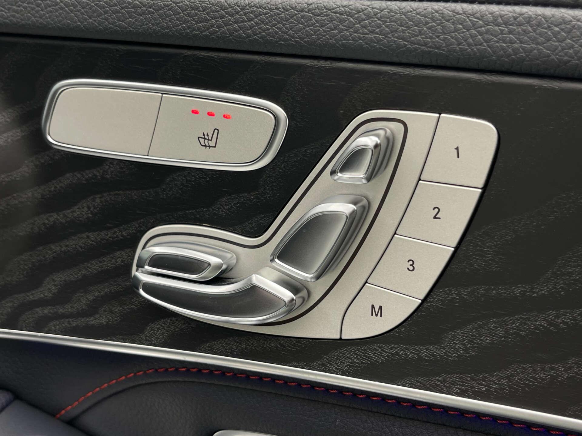 Mercedes-Benz C Class view 18
