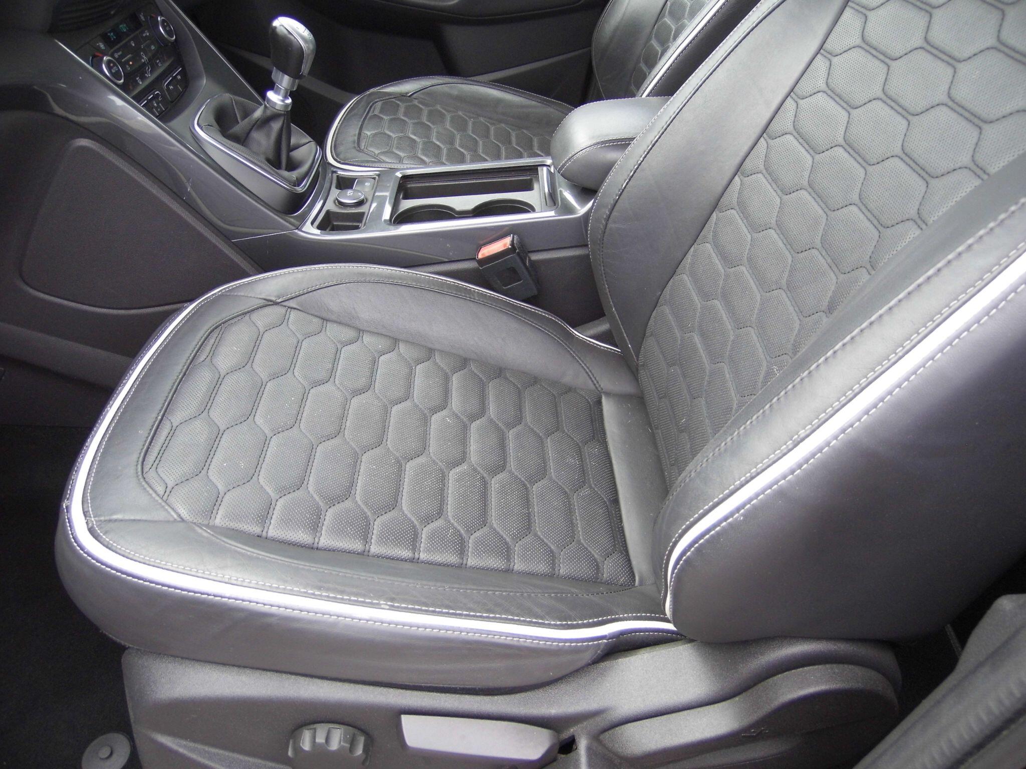 Ford Kuga view 18