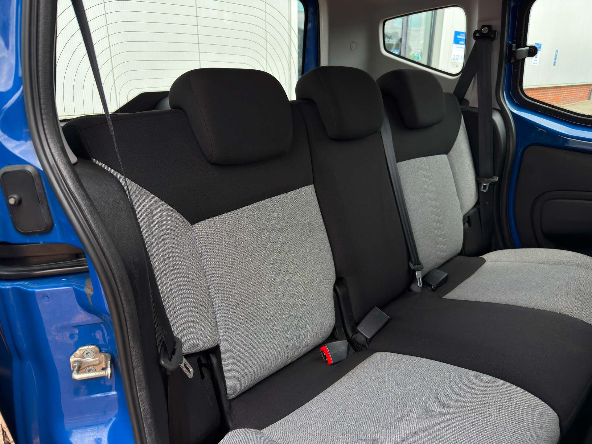 Fiat Qubo view 12