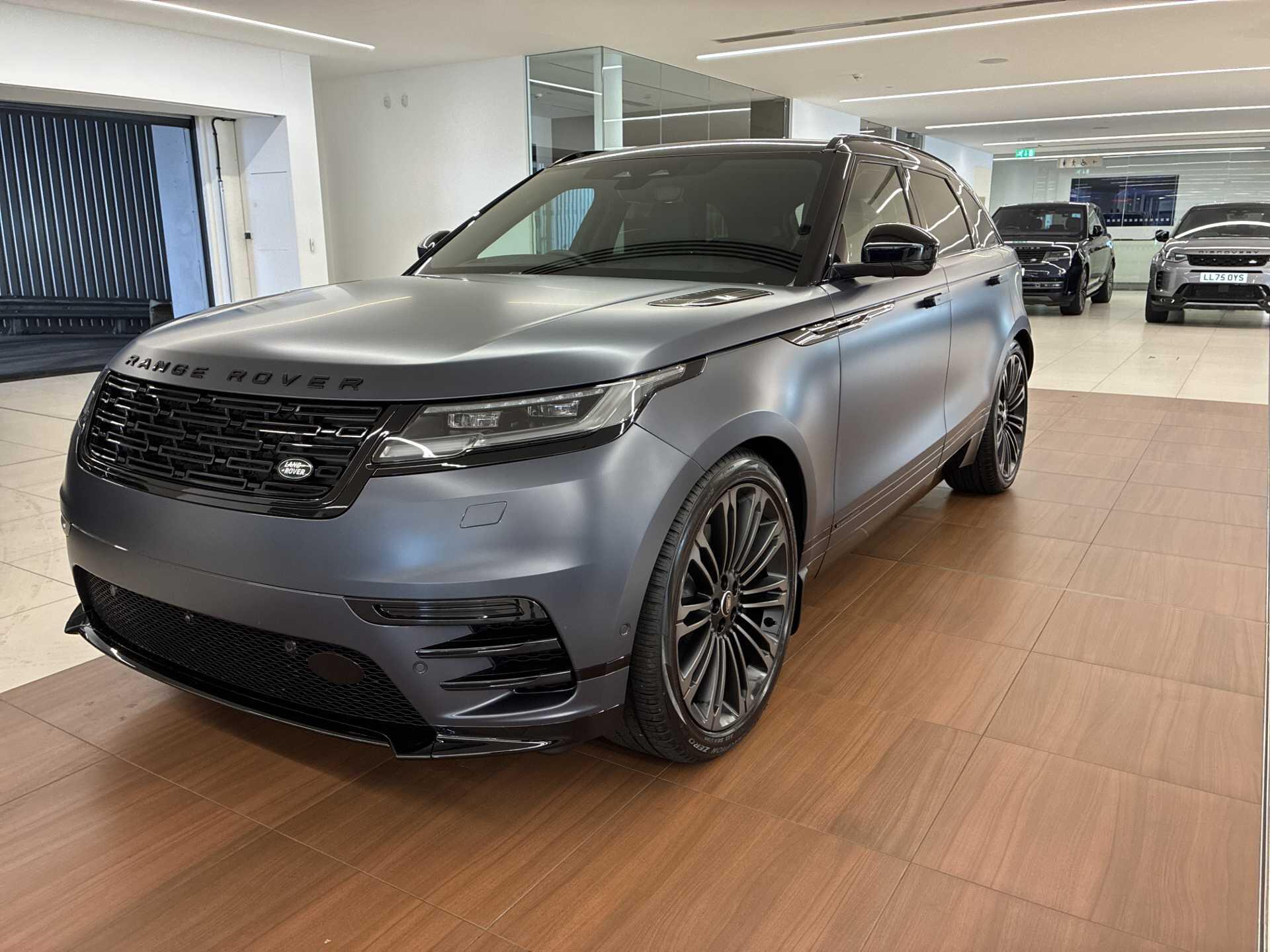 Land Rover Range Rover Velar view 28