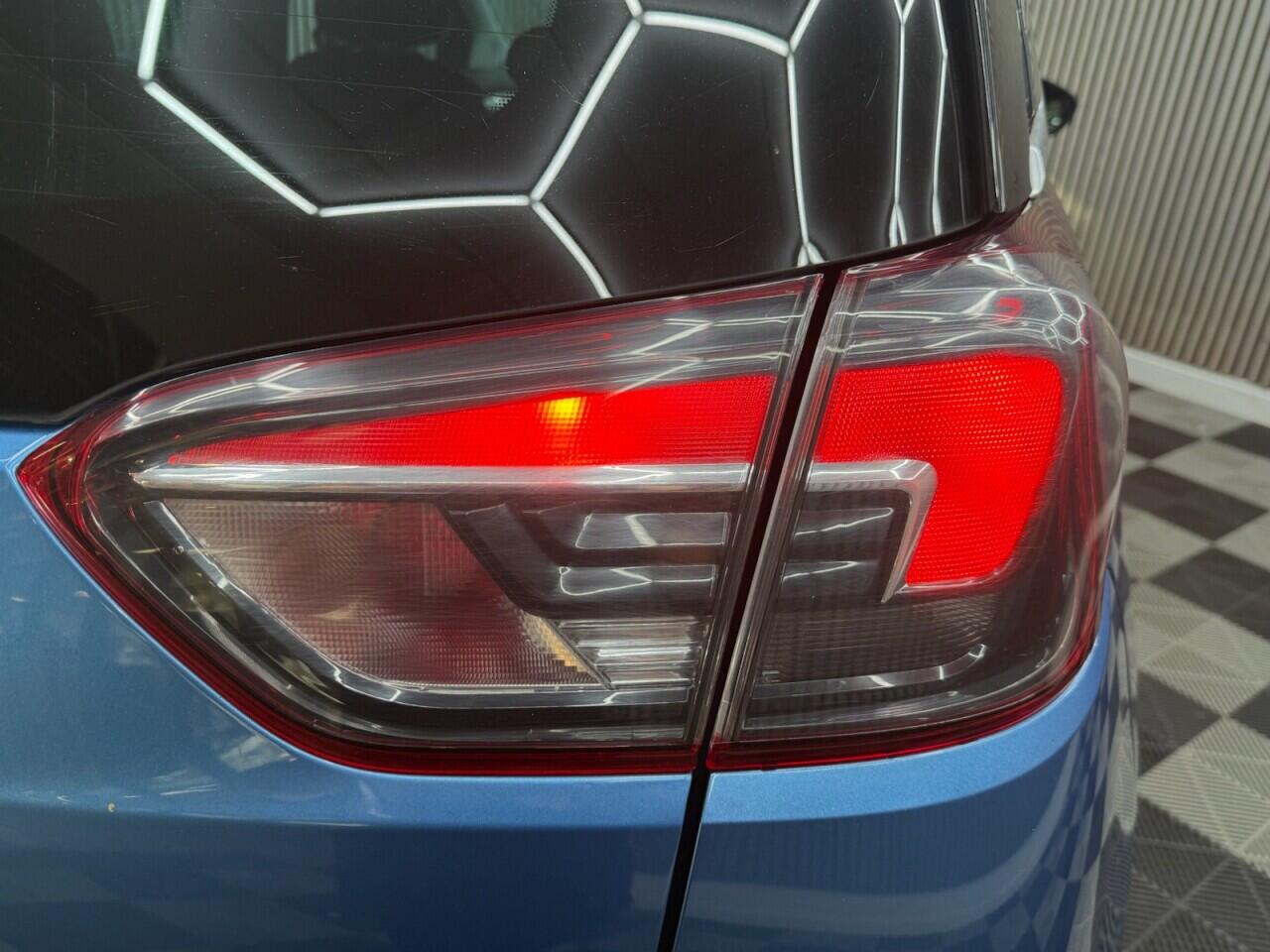 Vauxhall Crossland X view 31