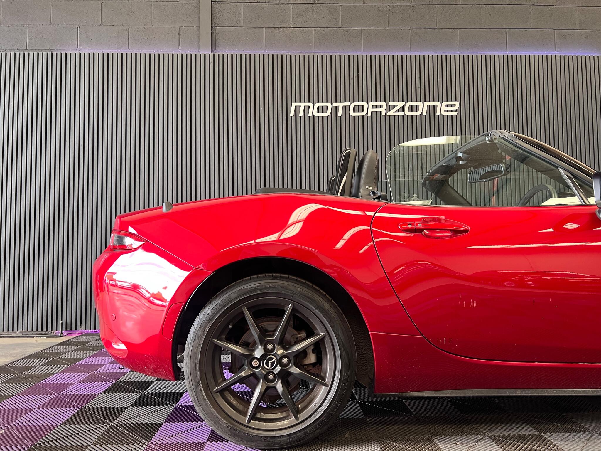 Mazda MX-5 view 7