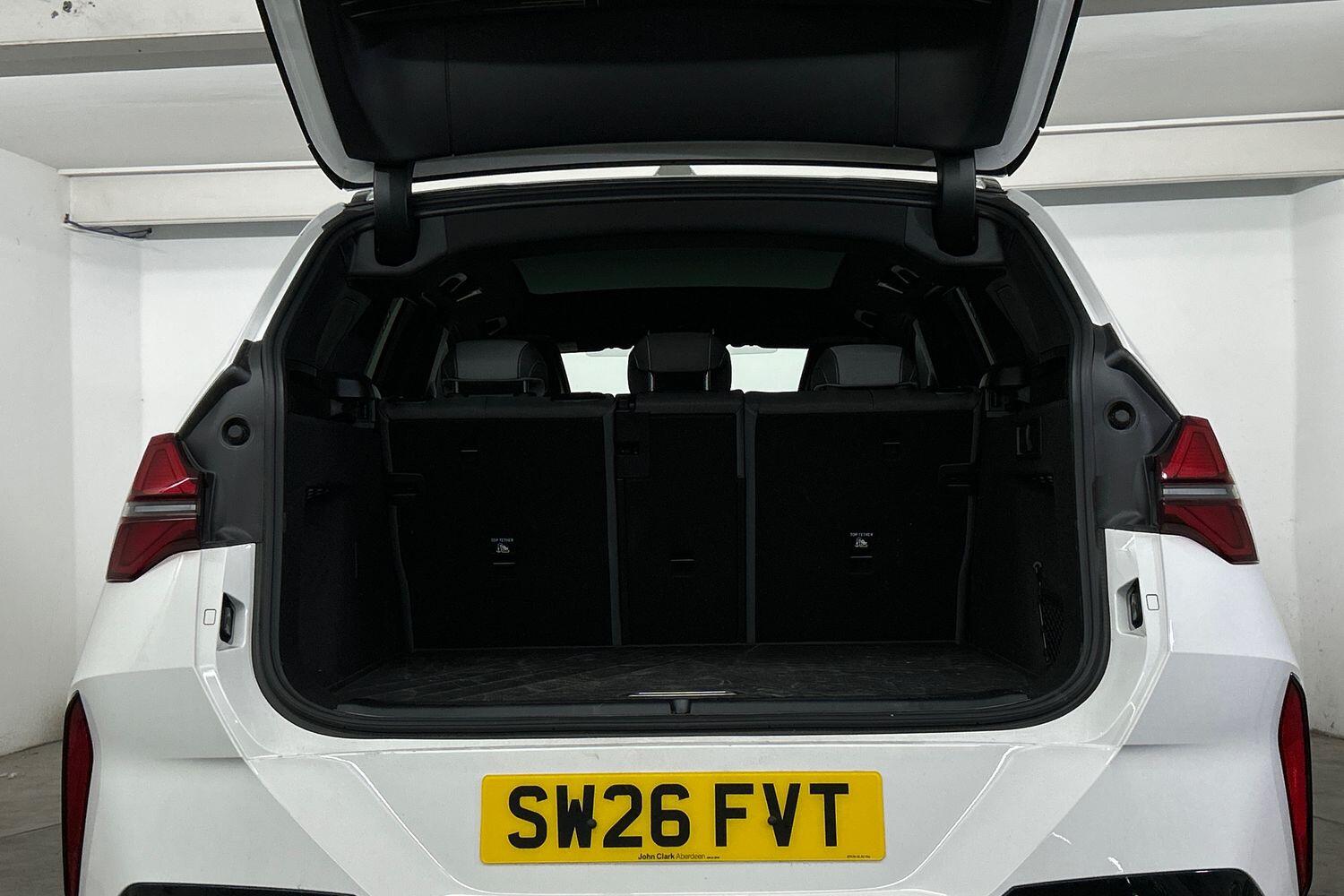 BMW X3 view 14