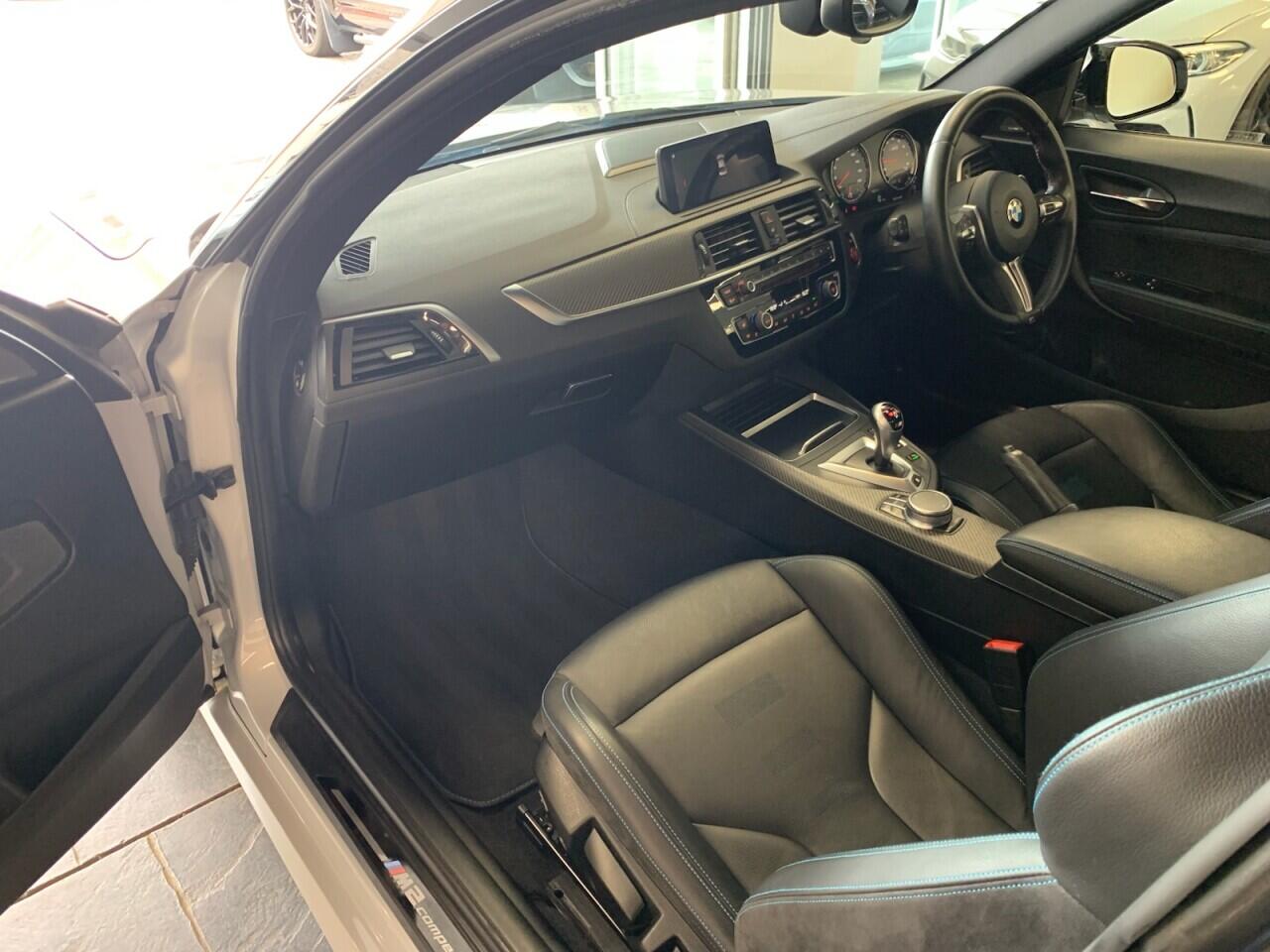 BMW M2 view 25