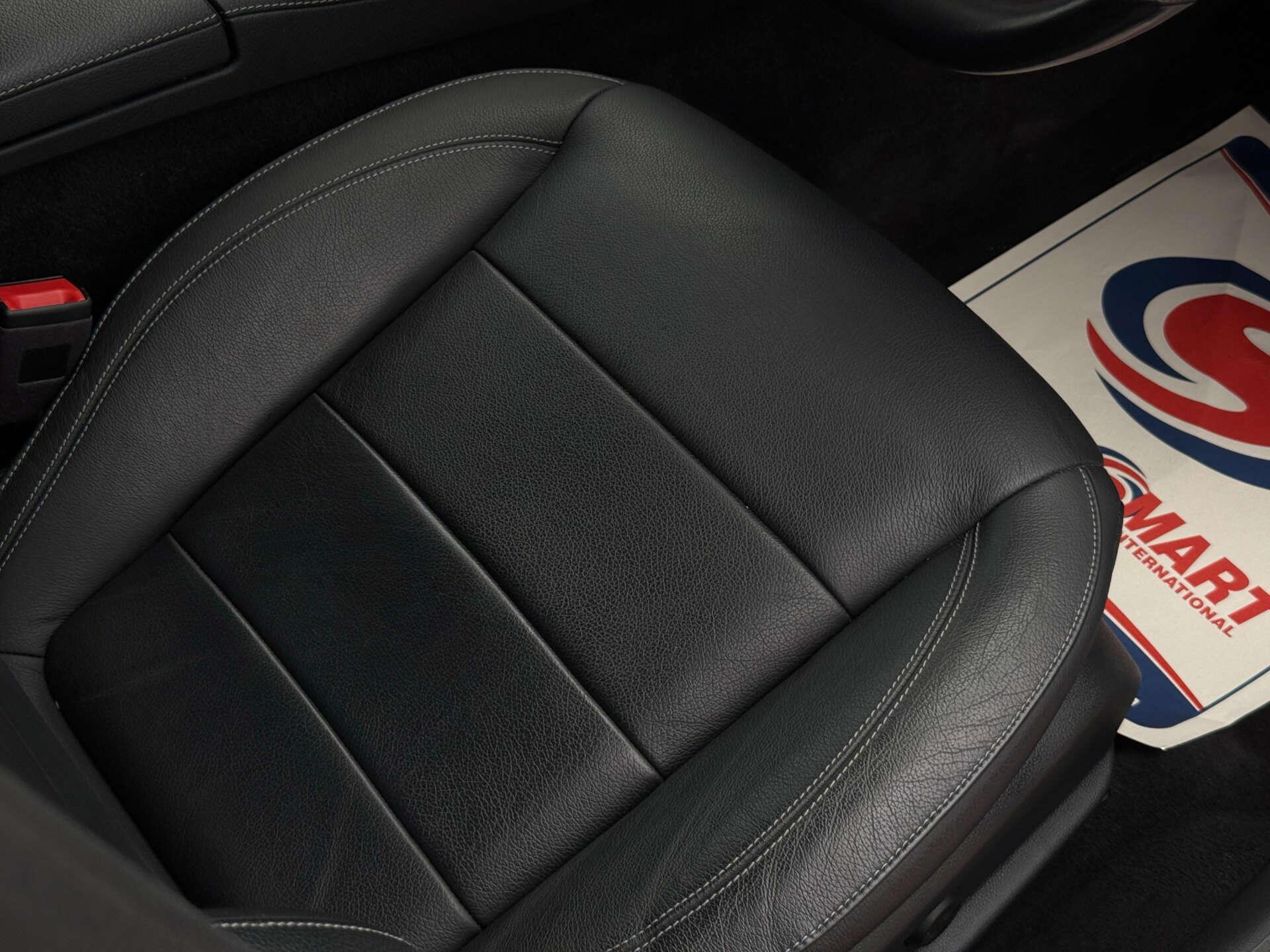Mercedes-Benz E Class view 18