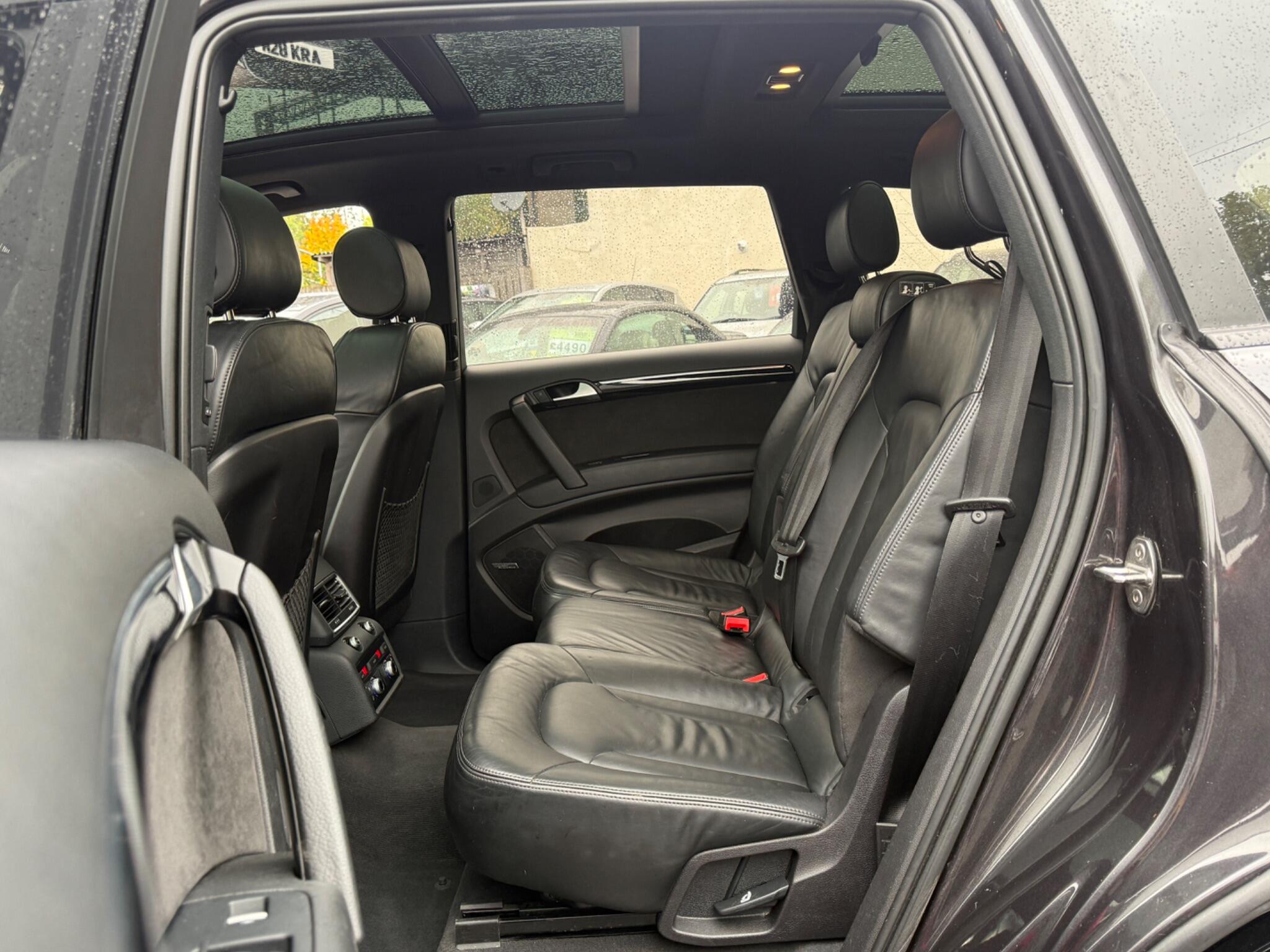 Audi Q7 - Image 62