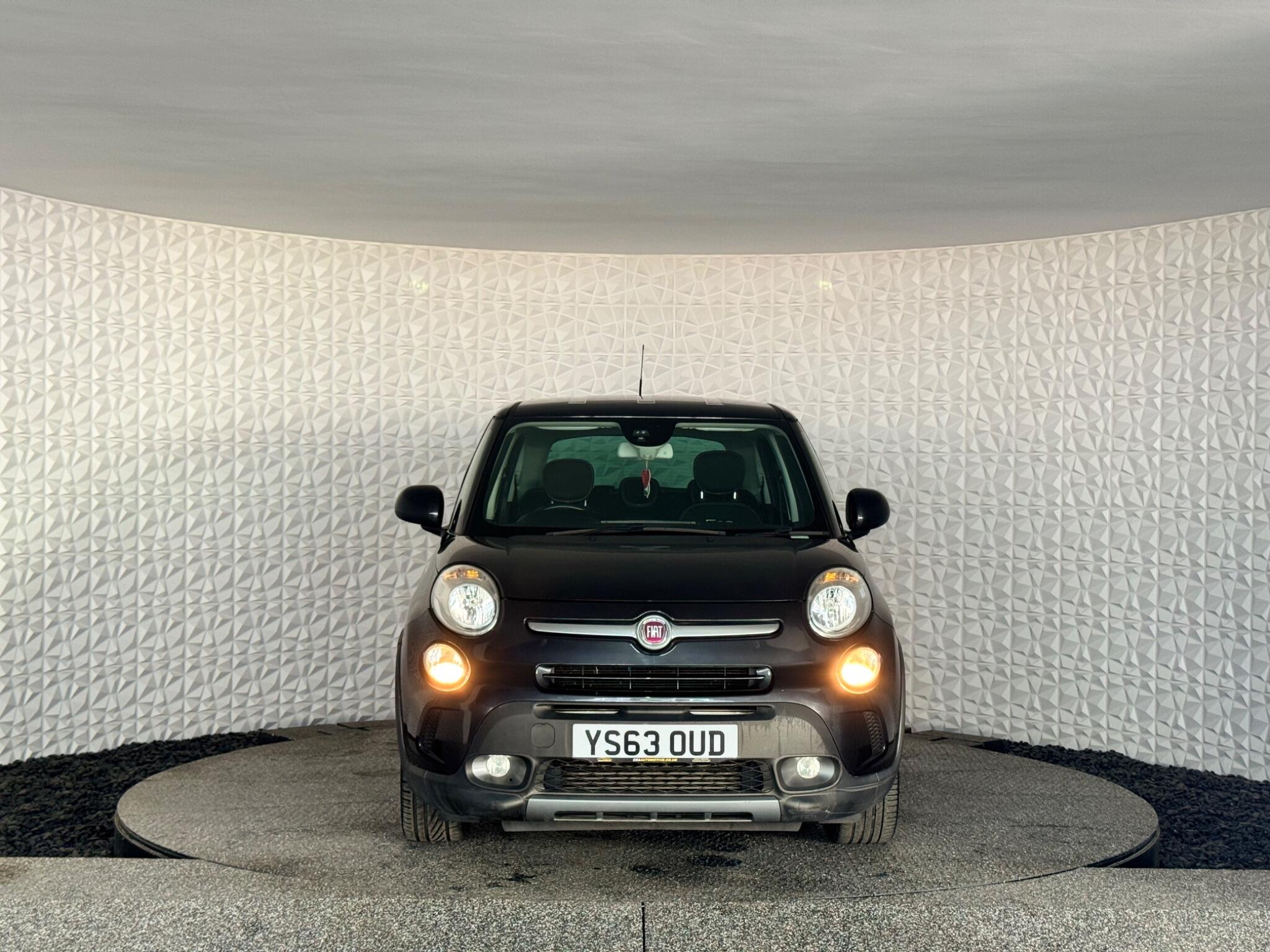 Fiat 500l view 24