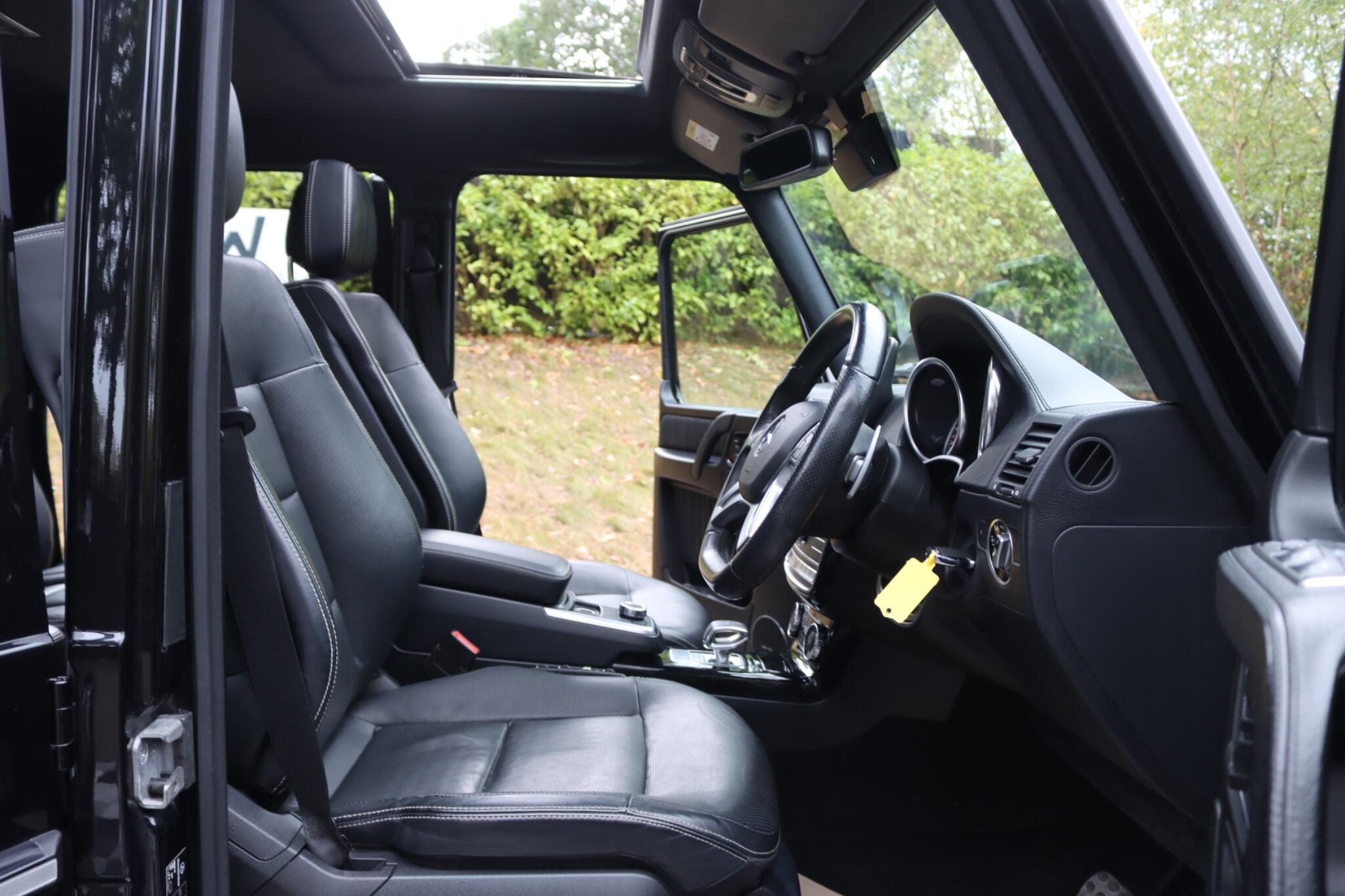 Mercedes-Benz G-Class view 44