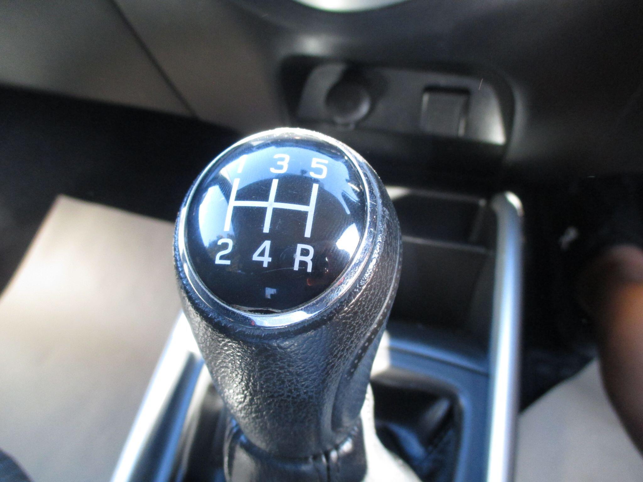 Suzuki Baleno view 38