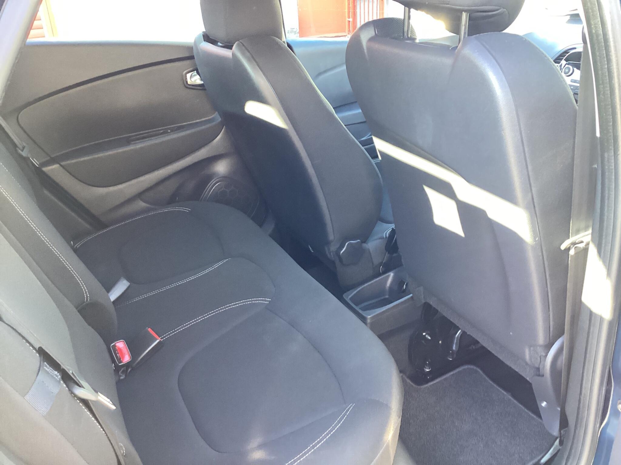 Renault Captur view 13