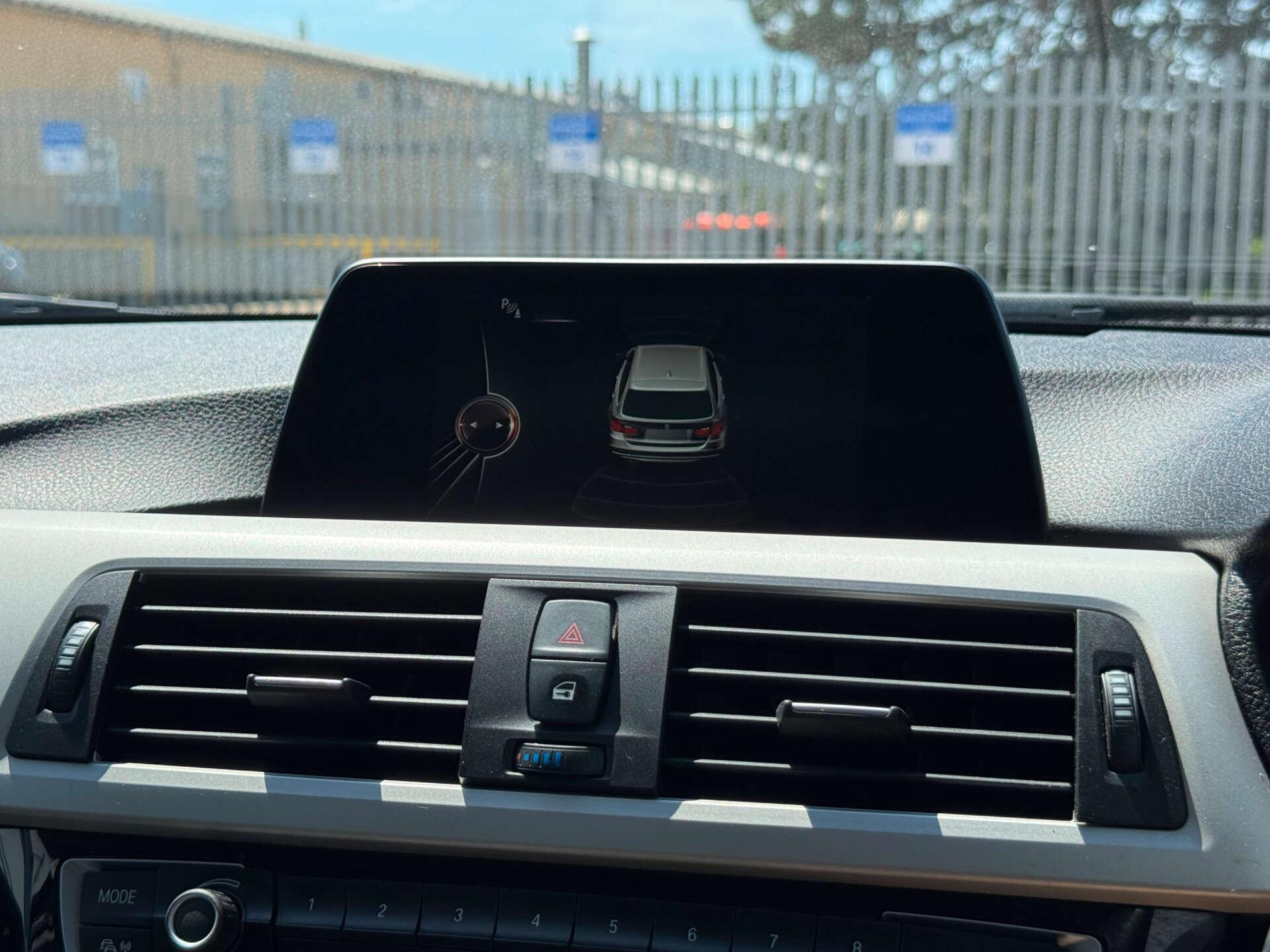 BMW 3 Series view 77
