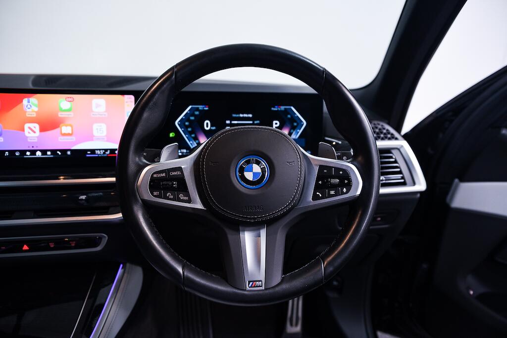 BMW X5 view 23