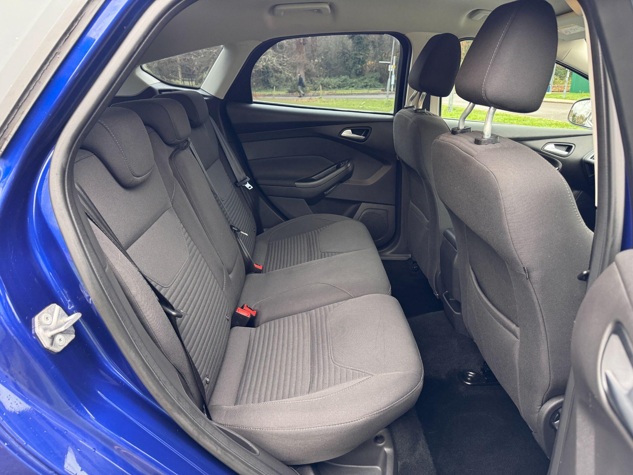 2015 Ford Focus 1.0T EcoBoost Titanium Euro 6 (s/s) 5dr • 75,000 miles image 33