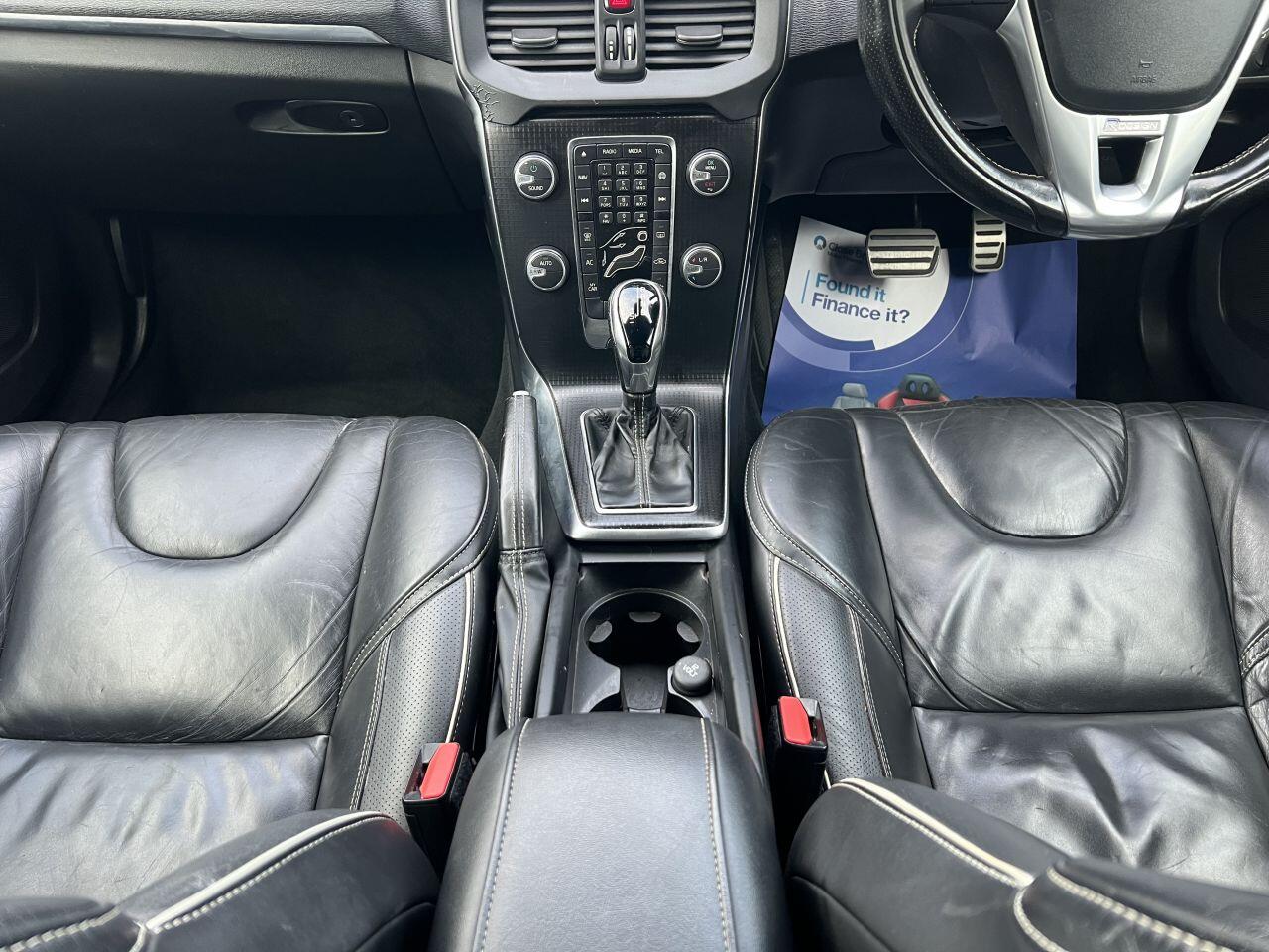 Volvo V40 view 29
