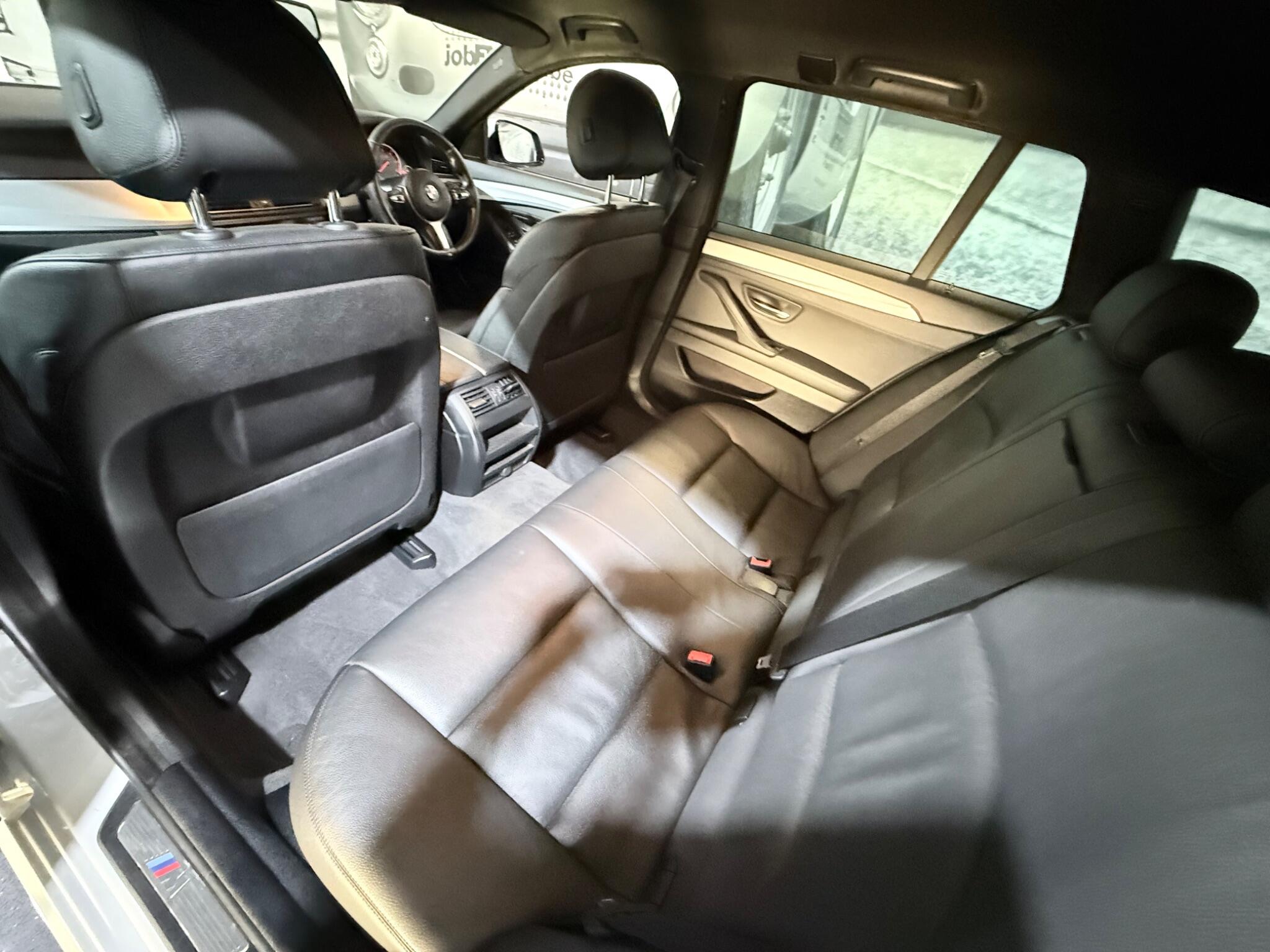 BMW 5 Series view 19