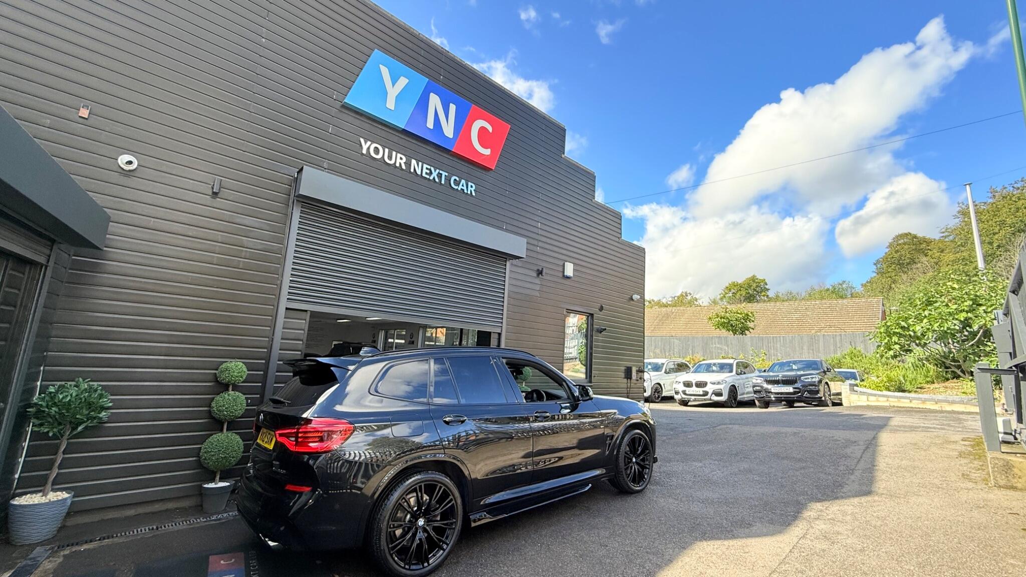 BMW X3 view 4