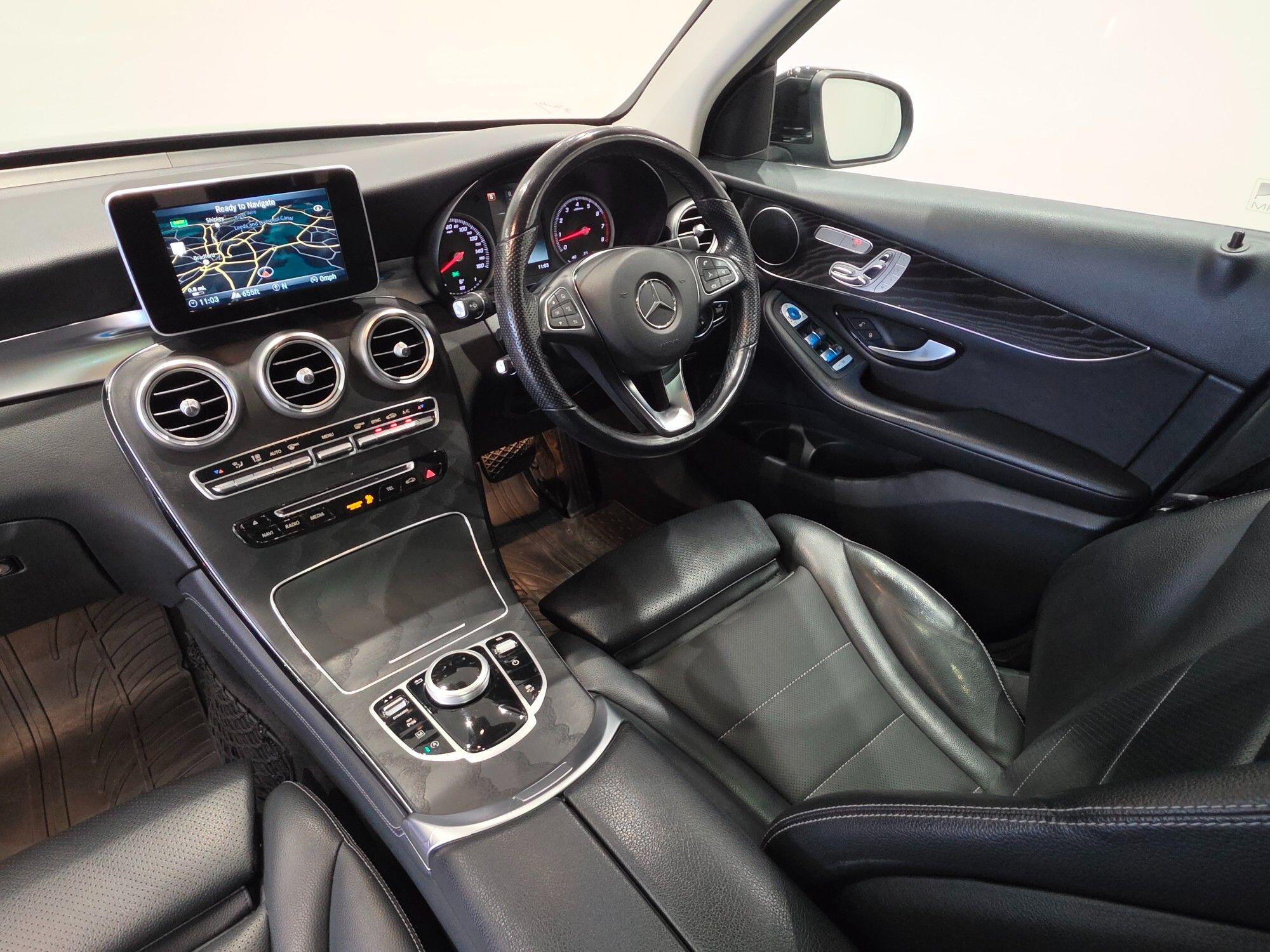 Mercedes-Benz GLC view 81