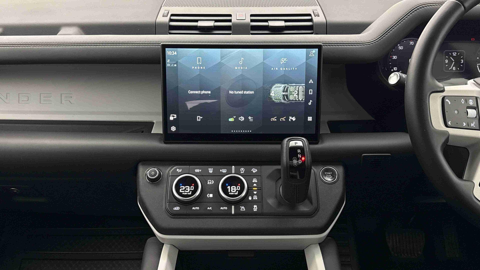 Land Rover Defender view 14