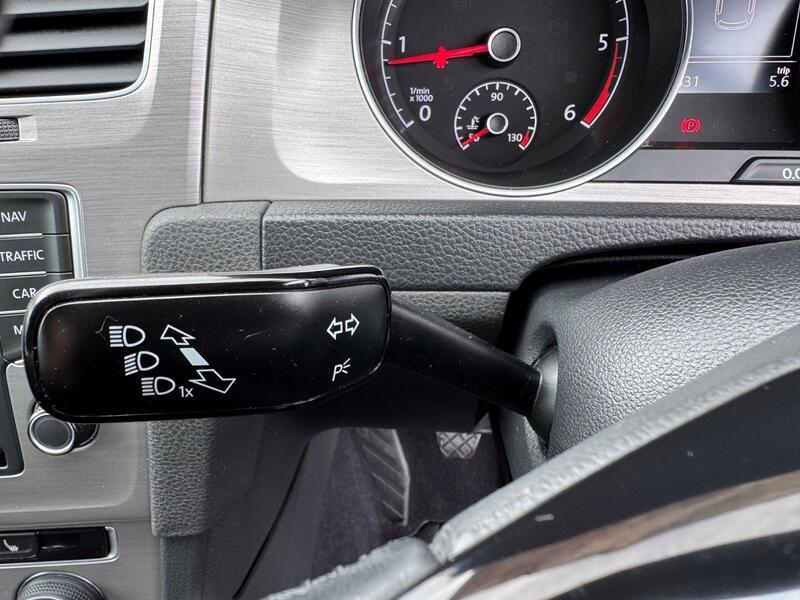Volkswagen Golf view 40