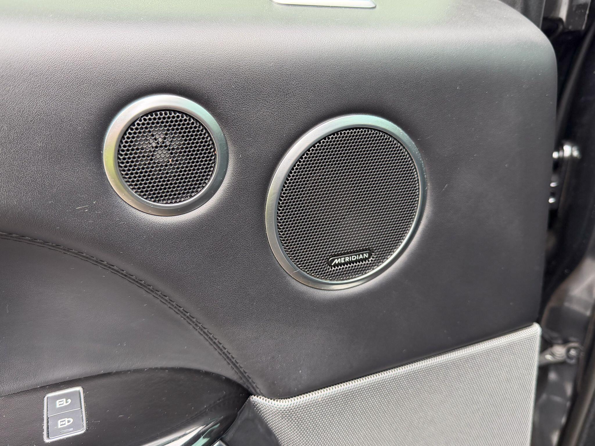 Land Rover Range Rover Sport view 18