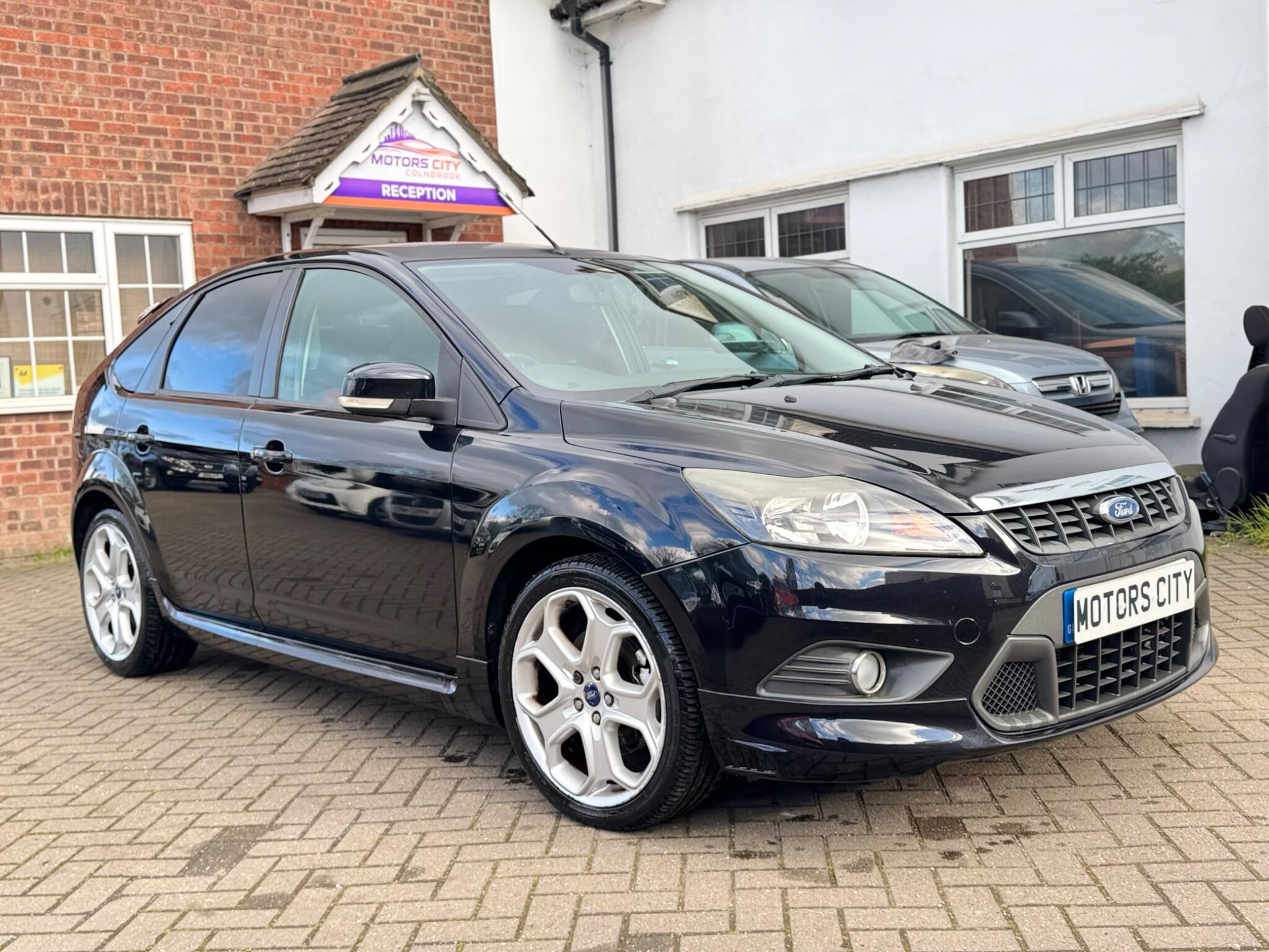 Ford Focus view 13