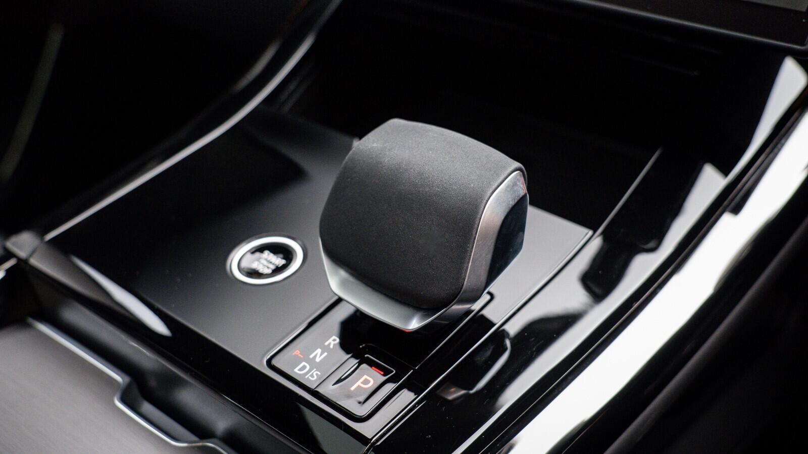 Land Rover Range Rover Sport view 26