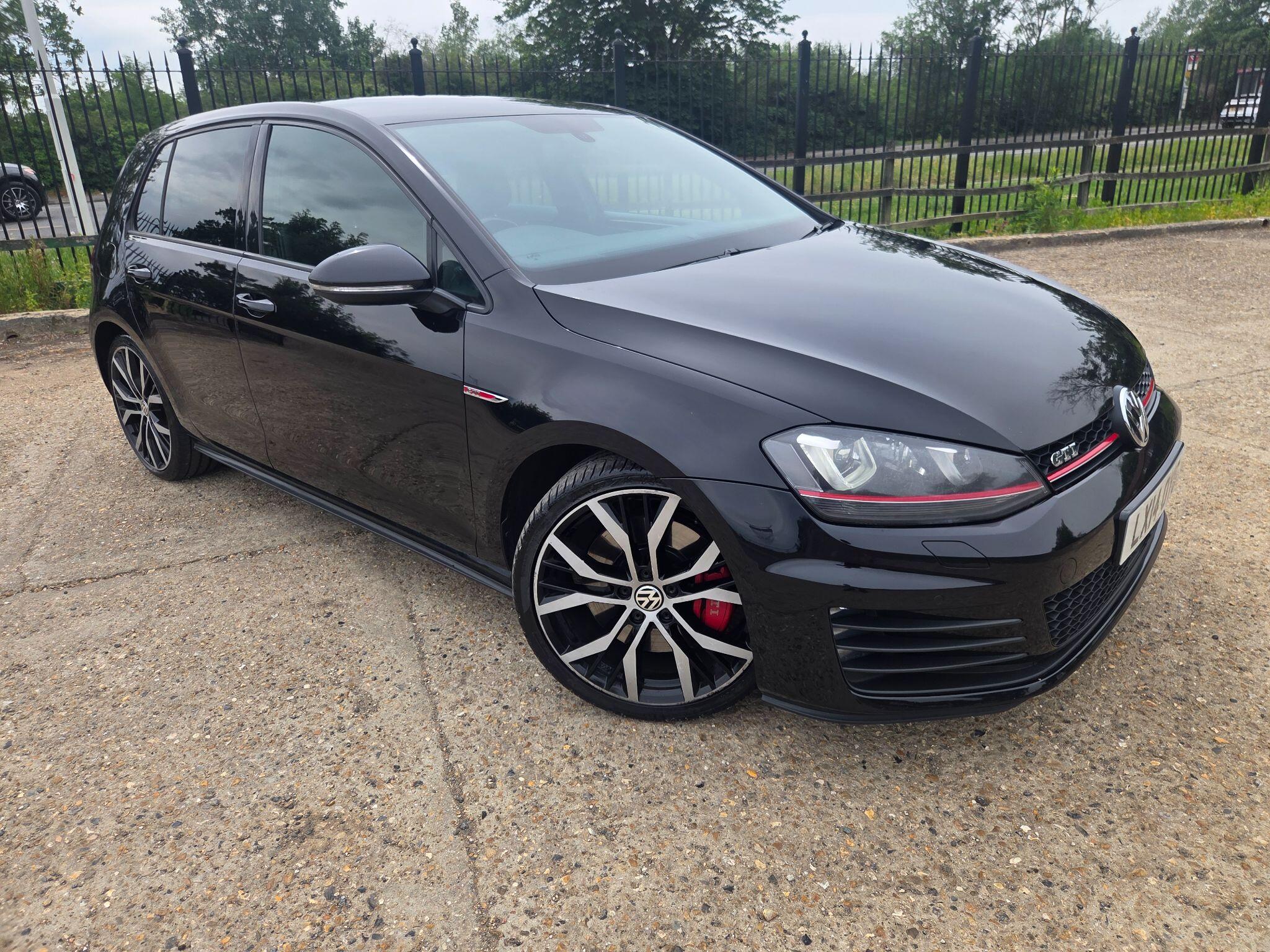 Volkswagen Golf view 8