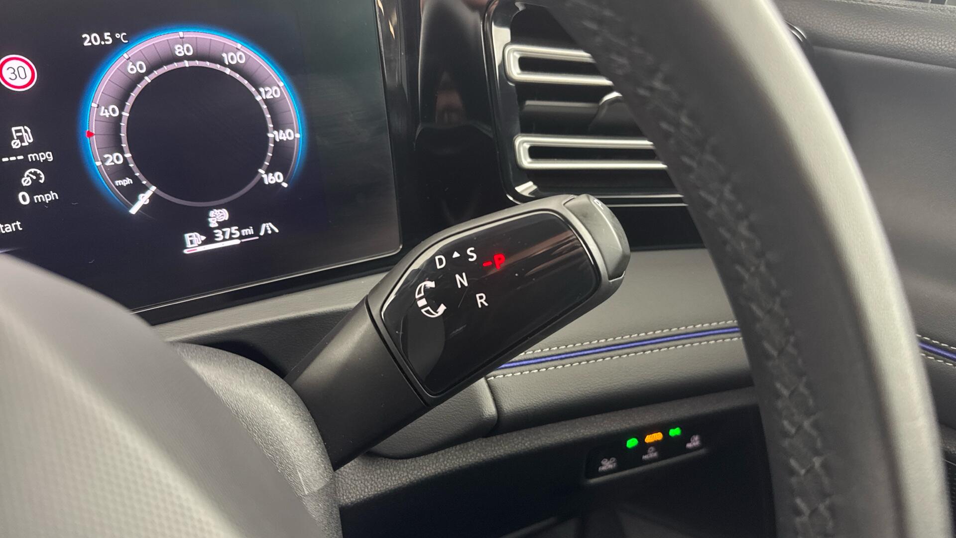 Volkswagen Tiguan view 36