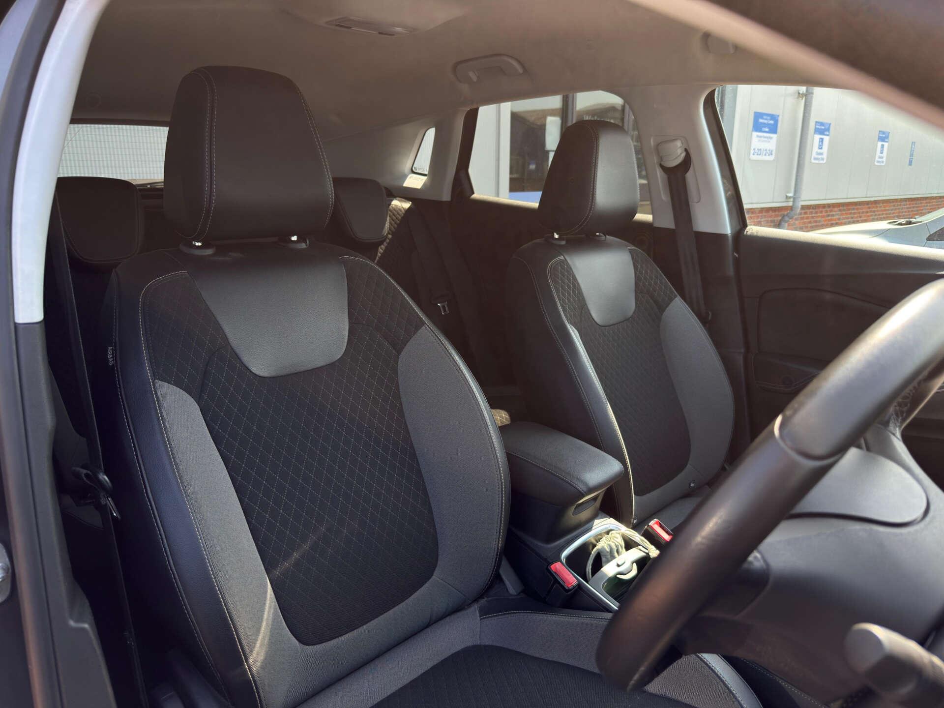 Vauxhall Grandland X view 13
