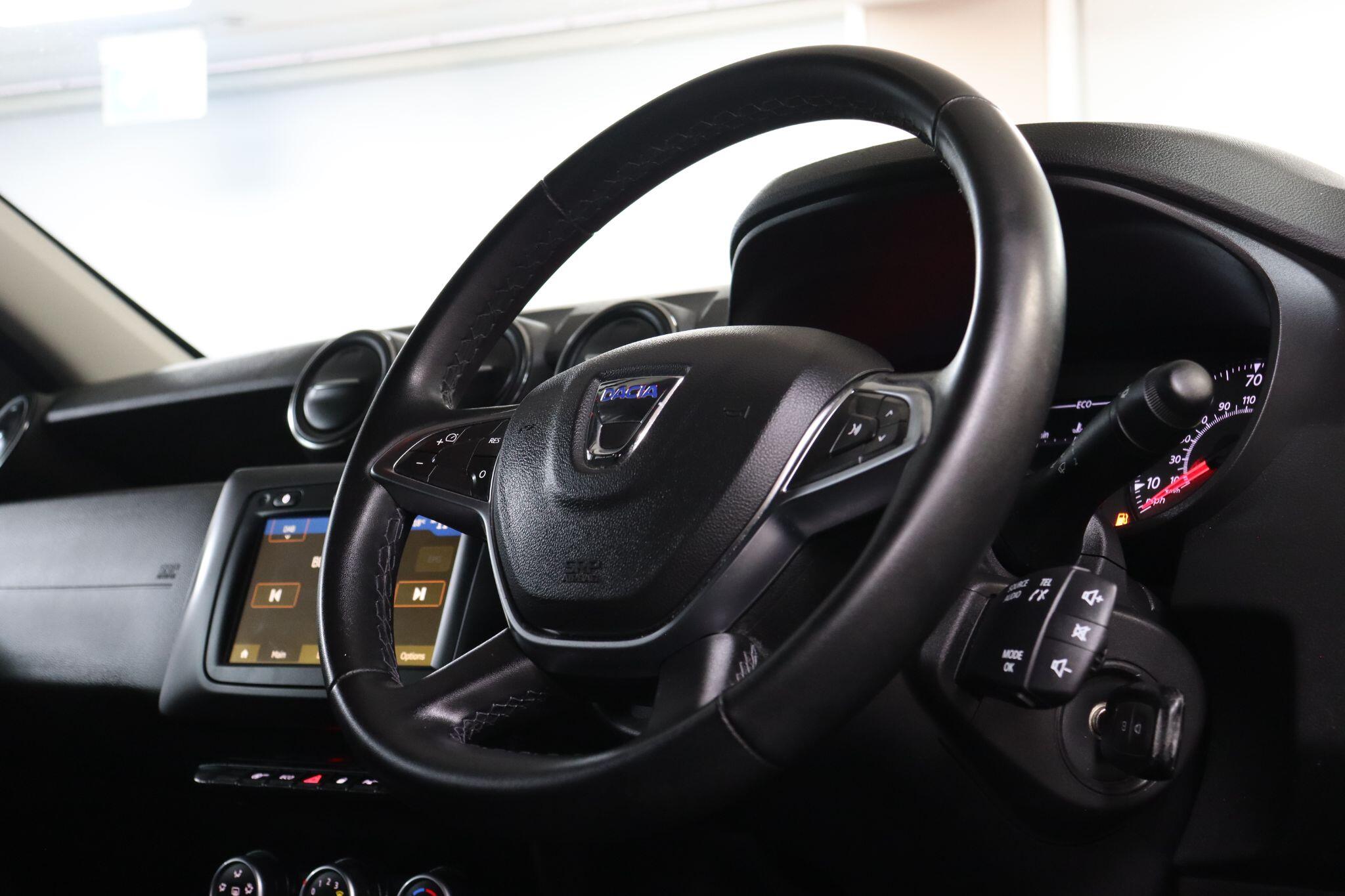 Dacia Duster view 12