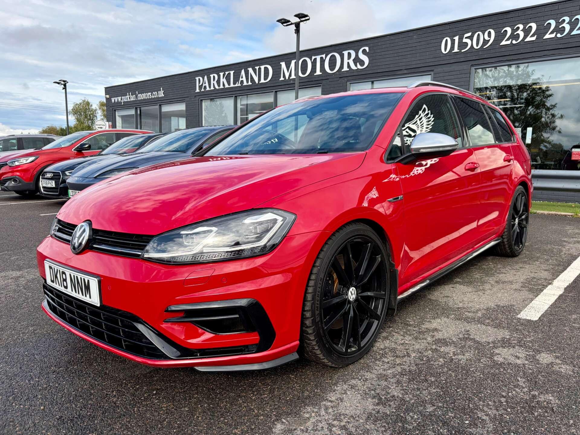 Volkswagen Golf view 4